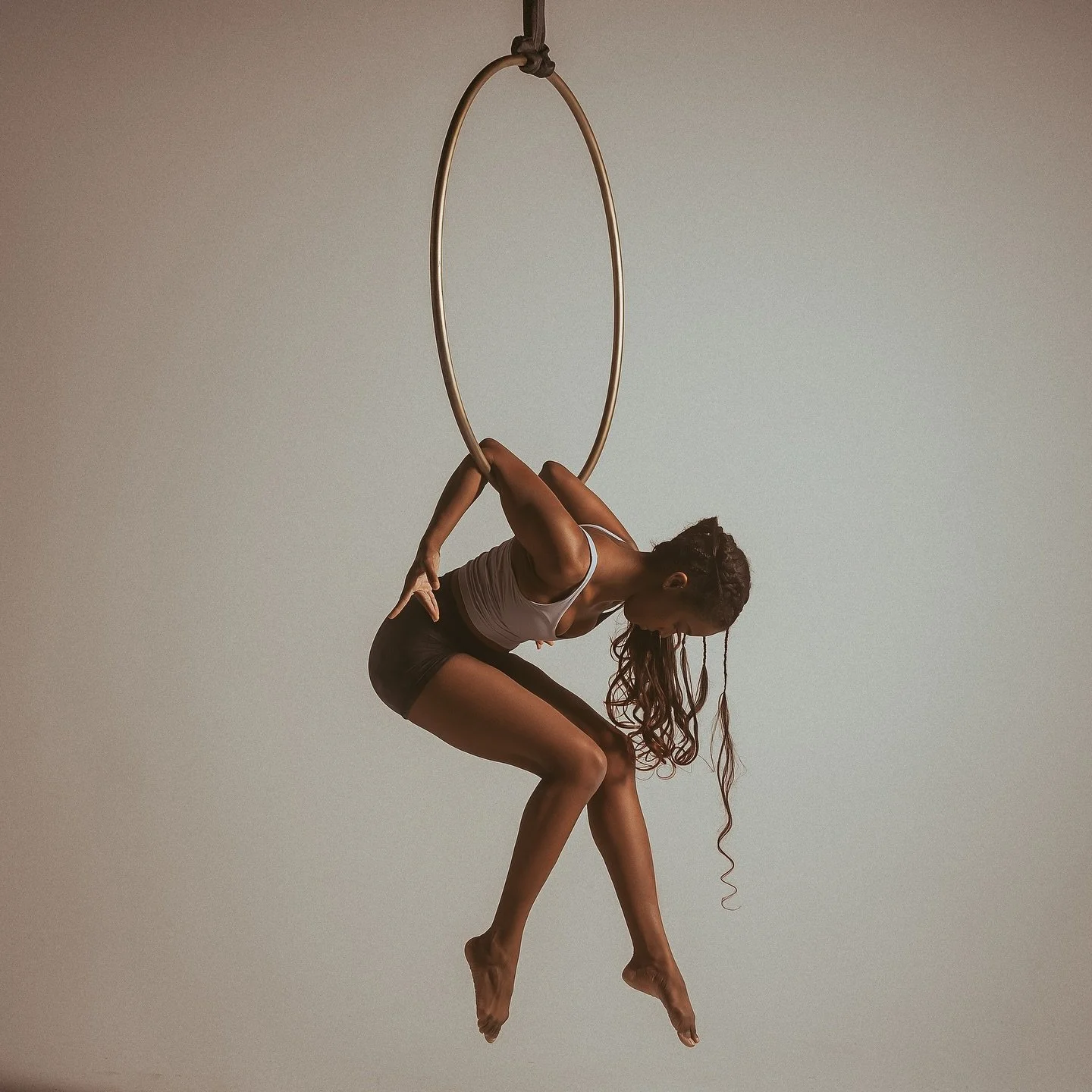 there&rsquo;s beauty in the strength you can&rsquo;t see.

come learn how to fly with me at @thecircusfix every week:

✨ mondays at 6p: Aerial Hoop Shapes &amp; Sequences
✨ wednesdays at 8:30p: All Levels Dance + Static Trapeze
✨ saturdays at 1p: Acr