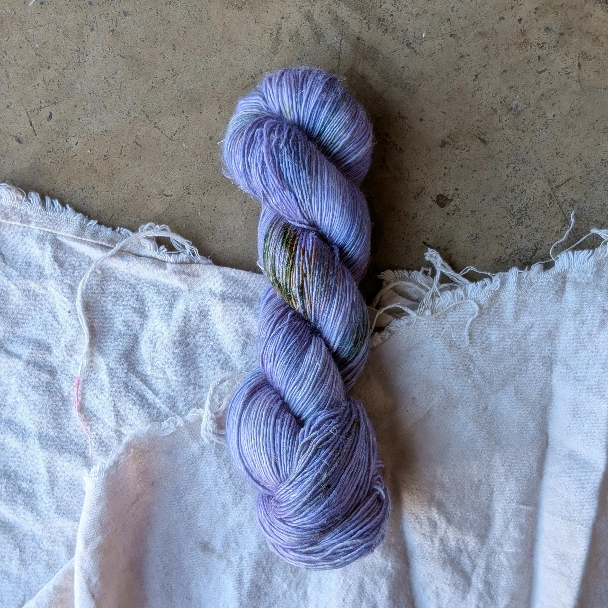 Viola - Linen Singles