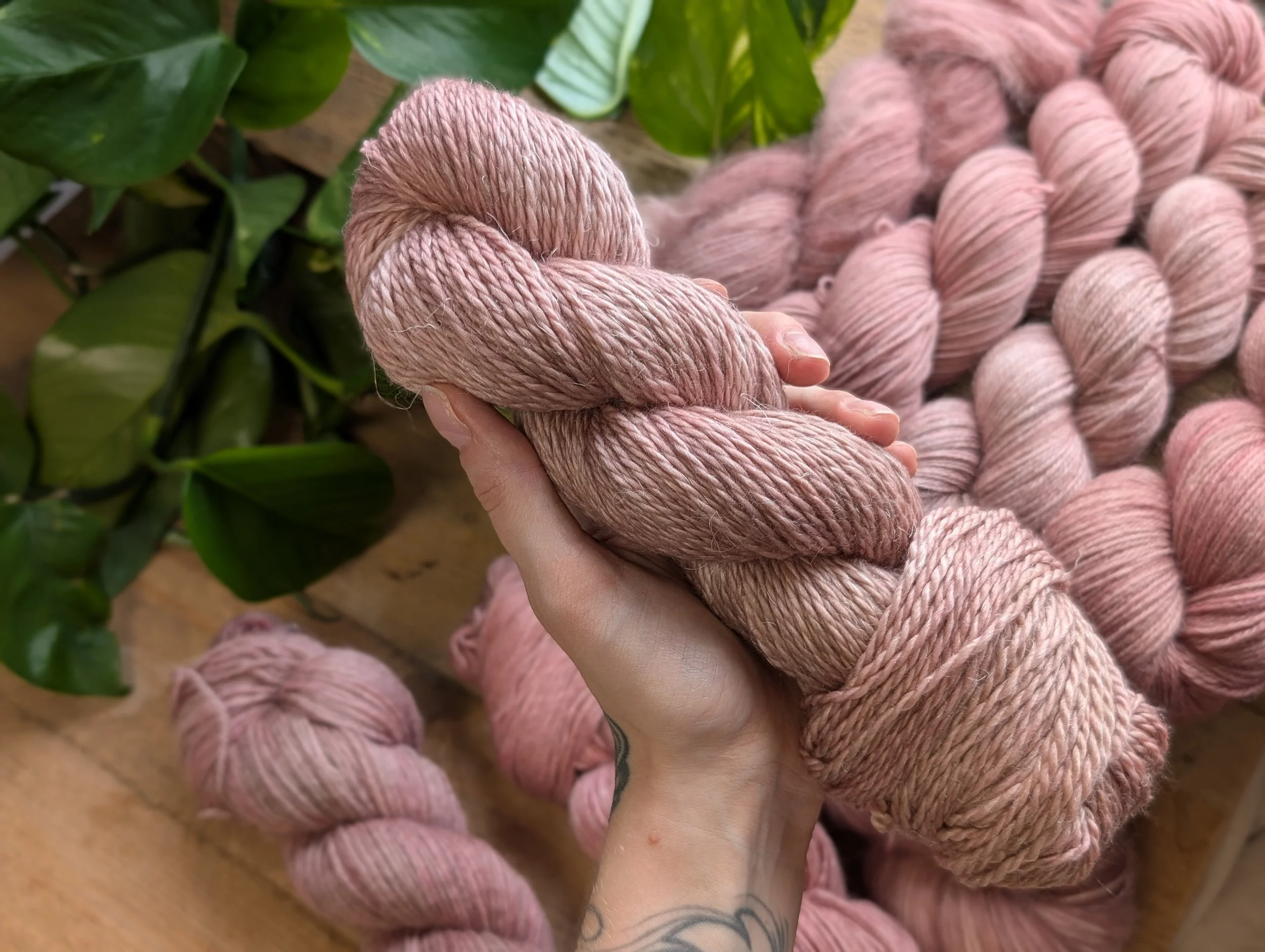 Linen Worsted - Mallow.jpg