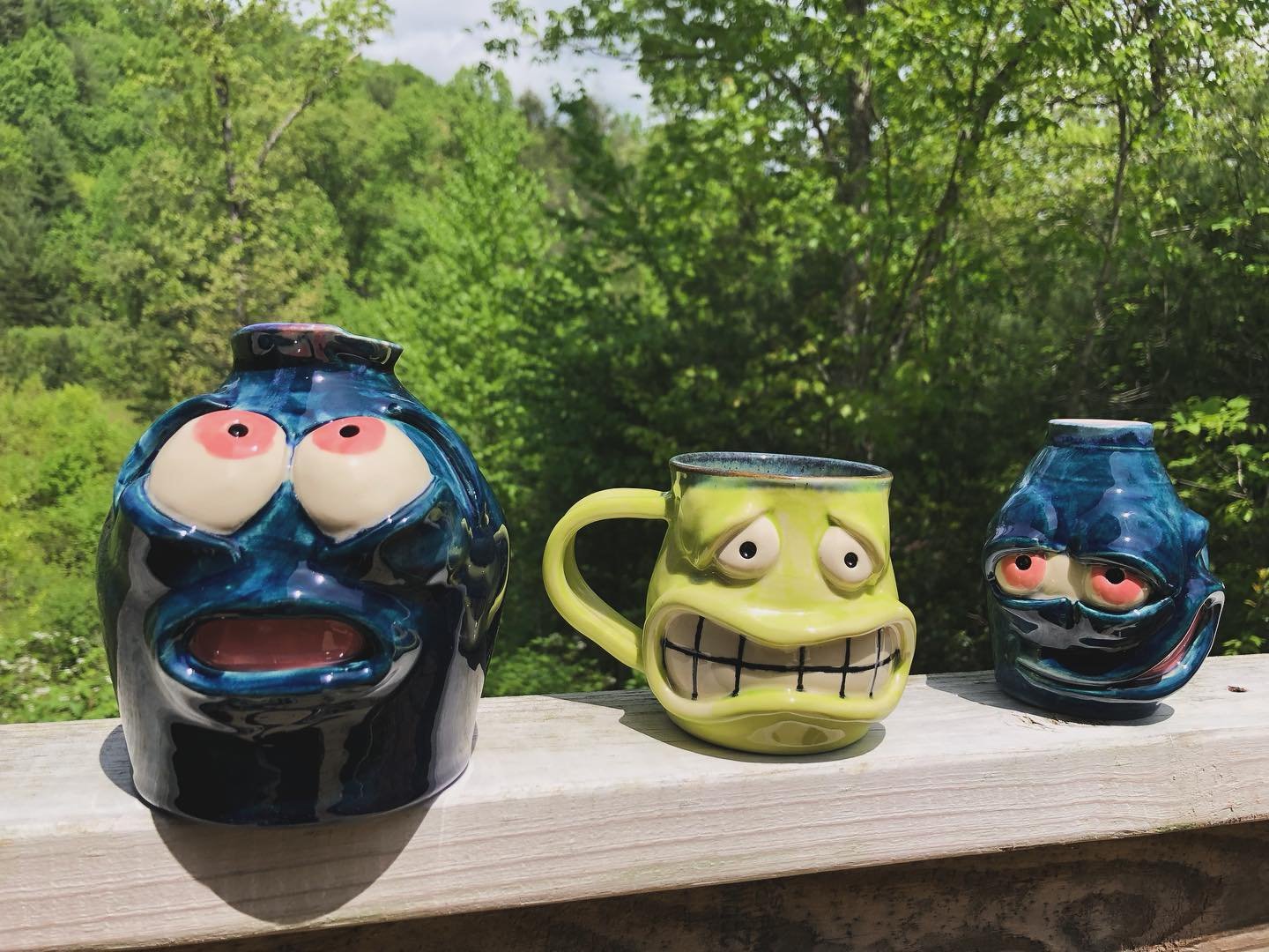 Got some anxious faces made! 

Loading up the last glaze kiln for the show! Can&rsquo;t wait to share the faces hiding it there!