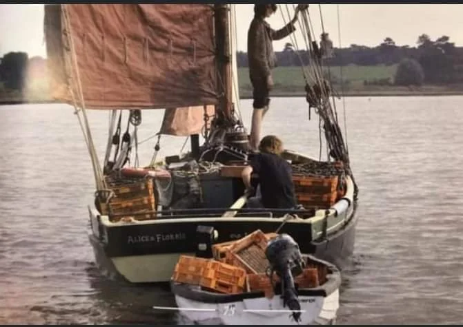 ALICE & FLORRIE LO222