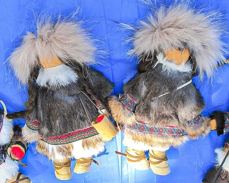 Inuit+dolls.jpg