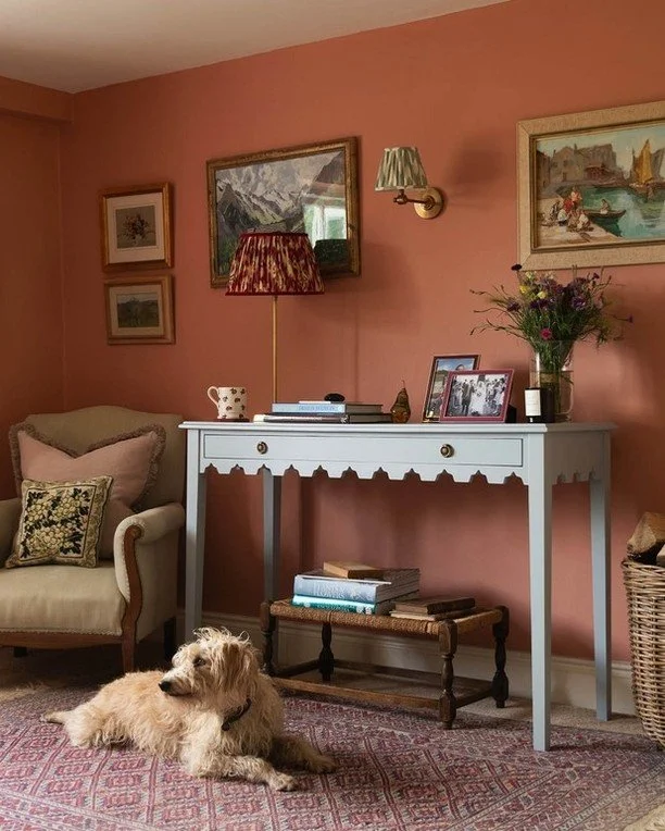 Tiggy, our much loved Lurcher, in our snug at home. I had a very specific colour in mind for the walls, which I ended up having mixed specially. ​⁣It's a lovely warm colour which really comes into its own in the colder months 🔥

Our Turkish Console 