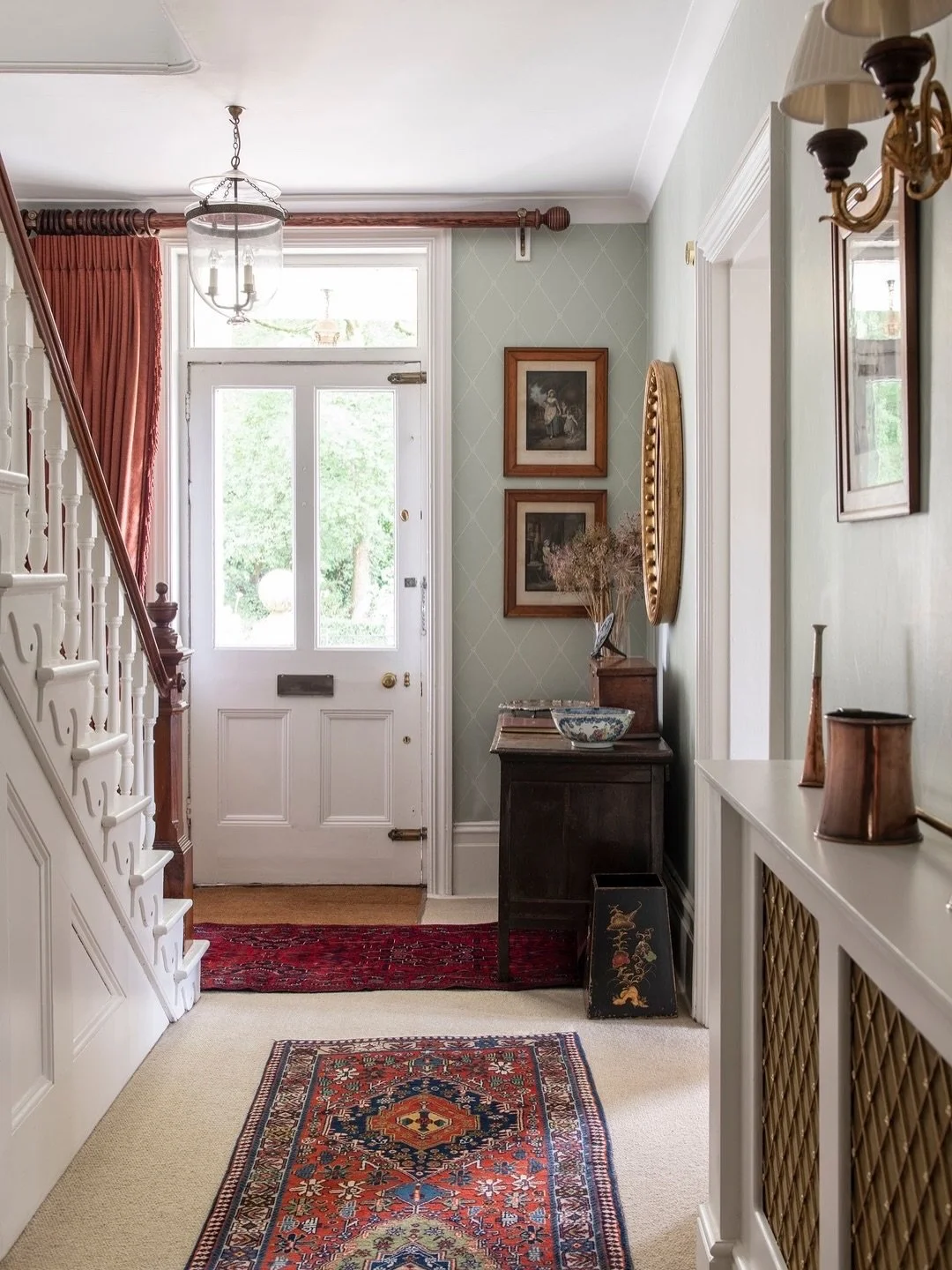 Take a tour of the downstairs and upstairs hall and landing in our Wiltshire country house project. An elegant house of fine proportions, generous windows and beautifully preserved original features, it was a joy to work on, made all the more special