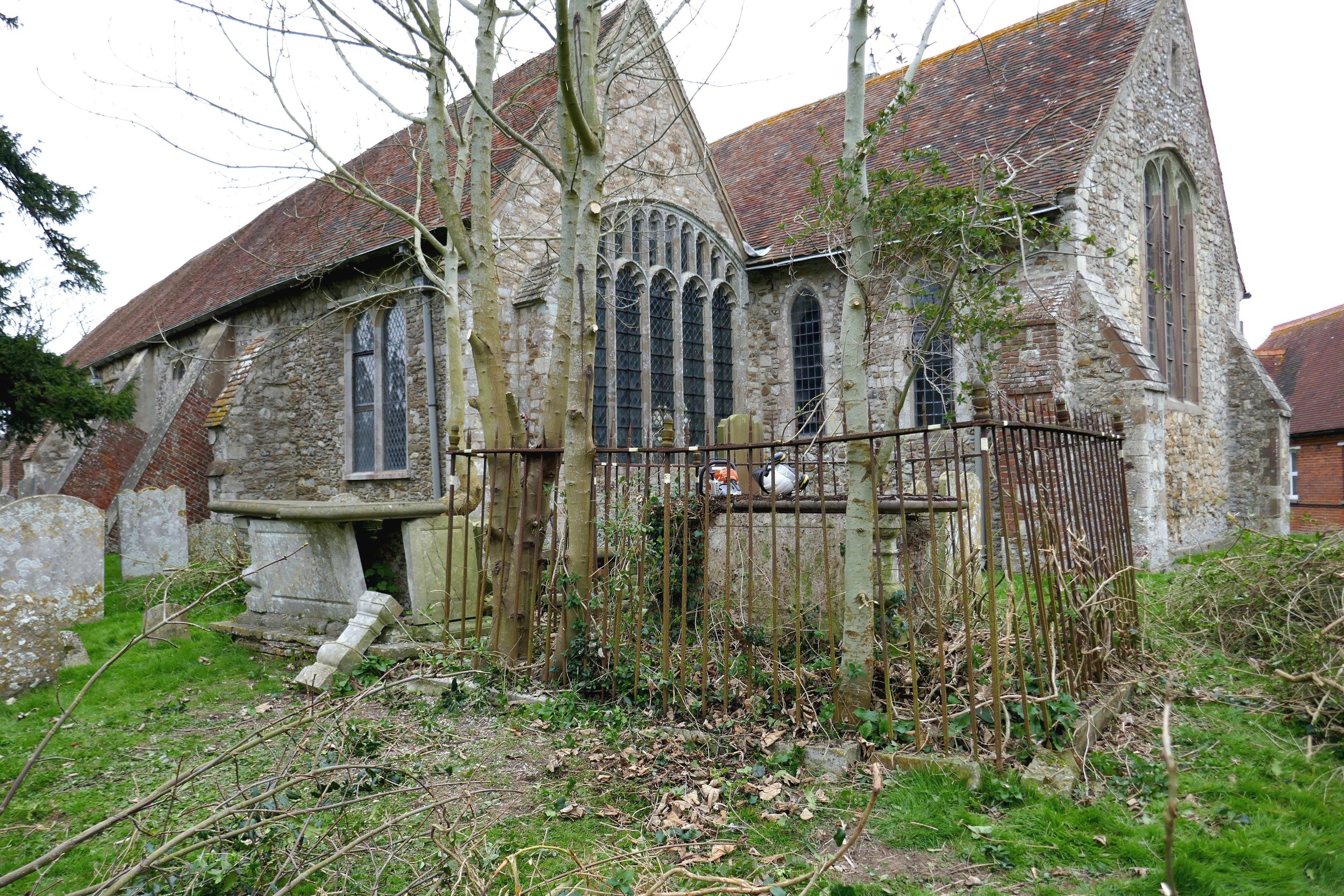 Brookland tomb before.jpg