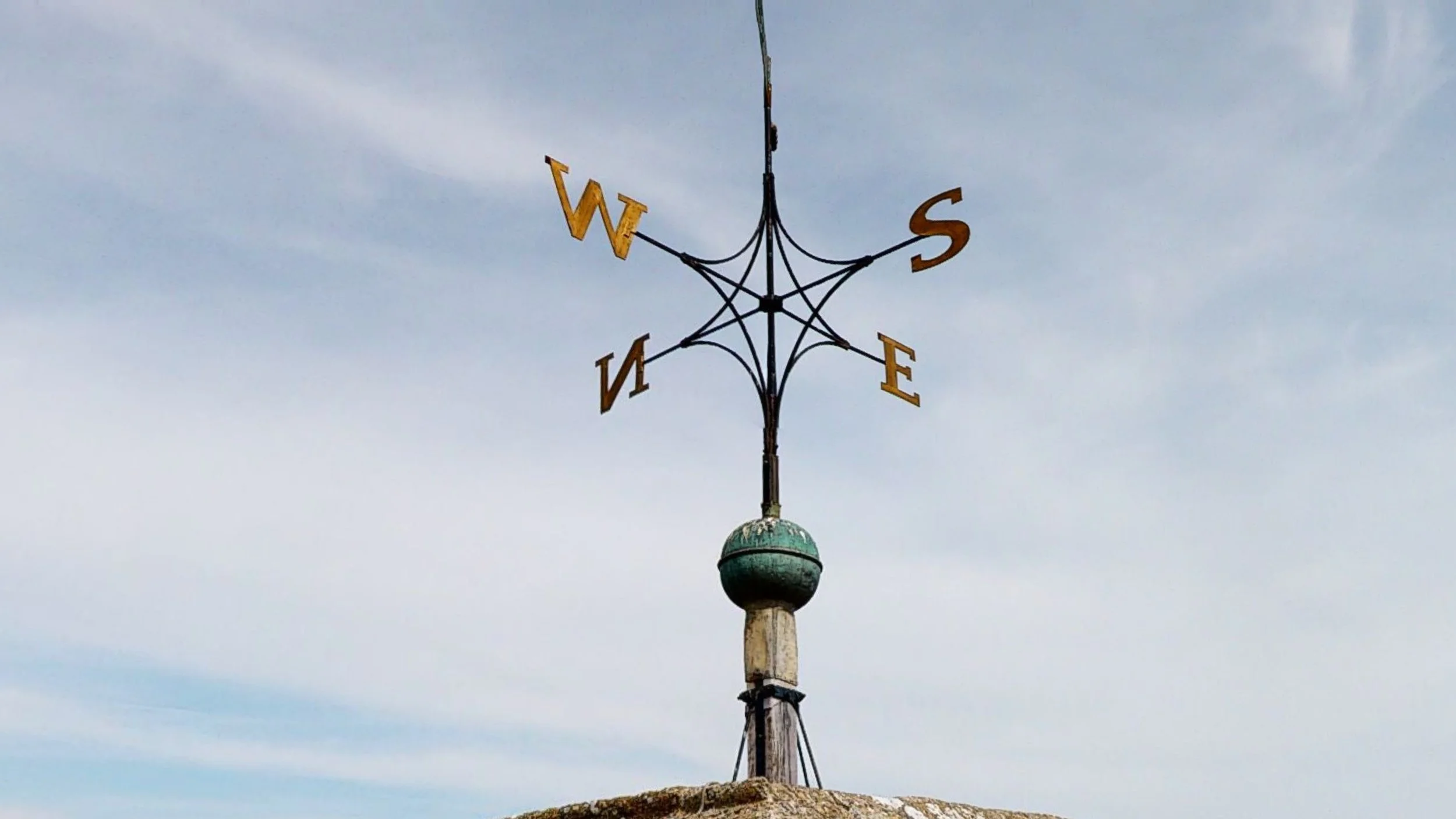 St-Georges-Ivychurch-Bell-Tower.jpg
