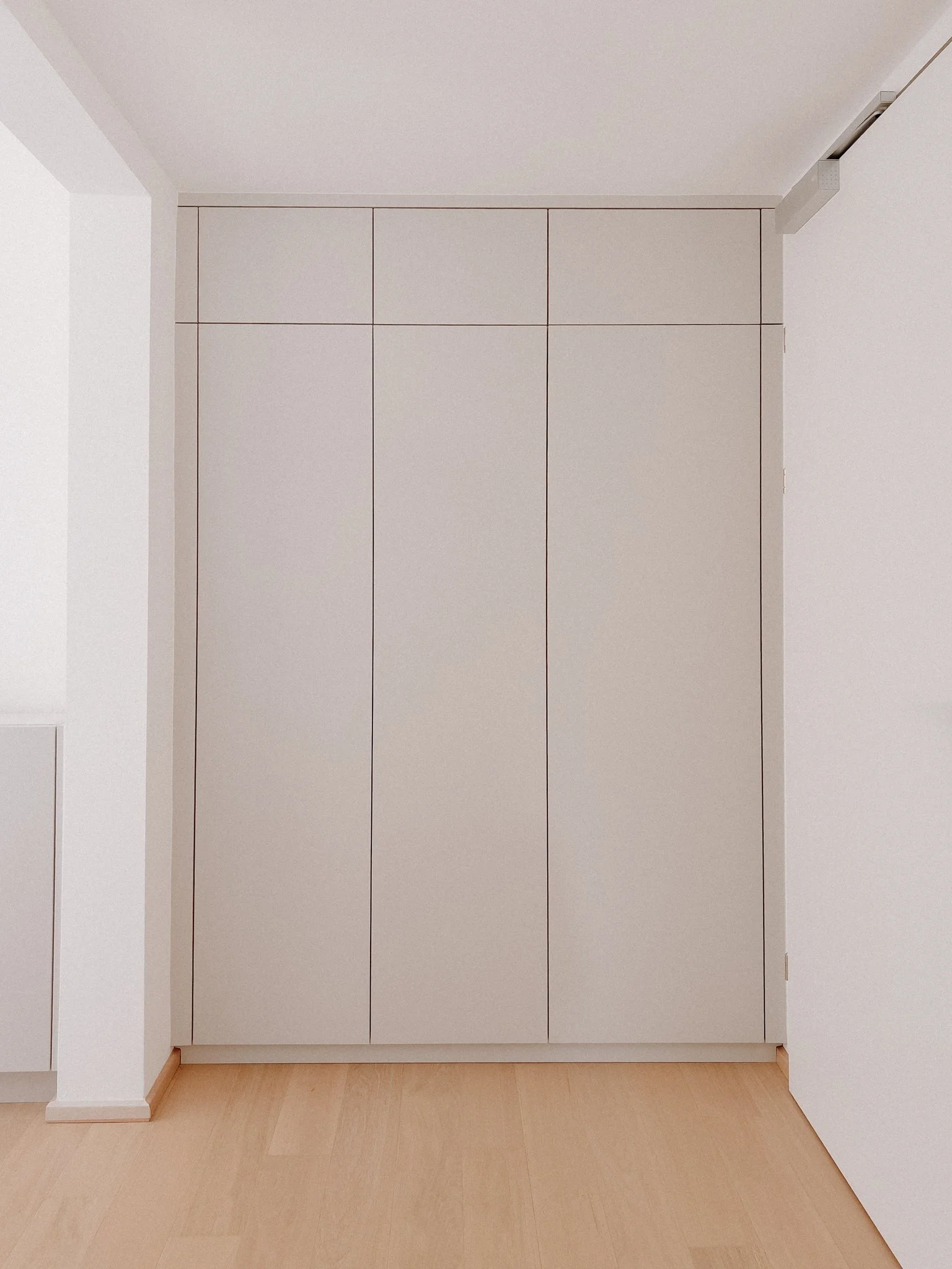 Kleiderschrank-Kommode-Kaschmir-Tischlerei-Josef-Pichler-Forchtenstein-02.jpg
