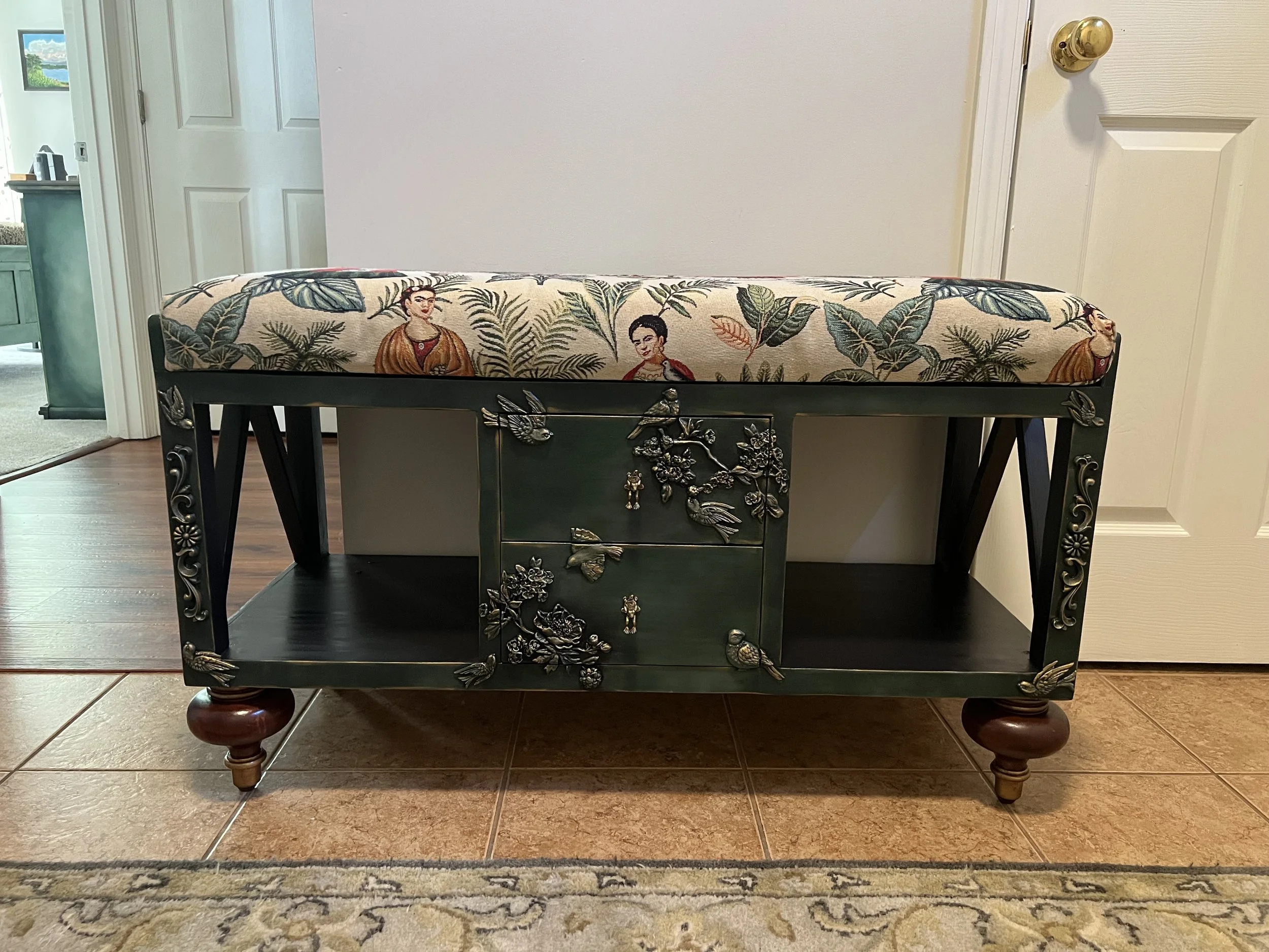 Marina Bulla - Frida Wood Bench