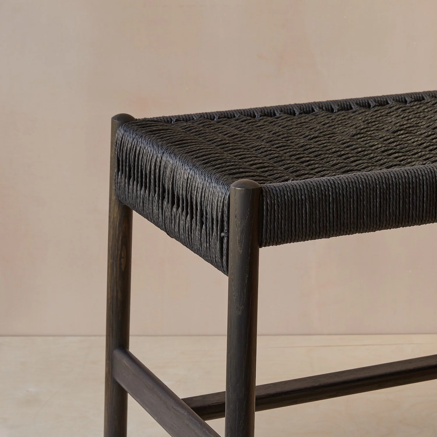 knot-mason-bench-oak-black-detail.jpg