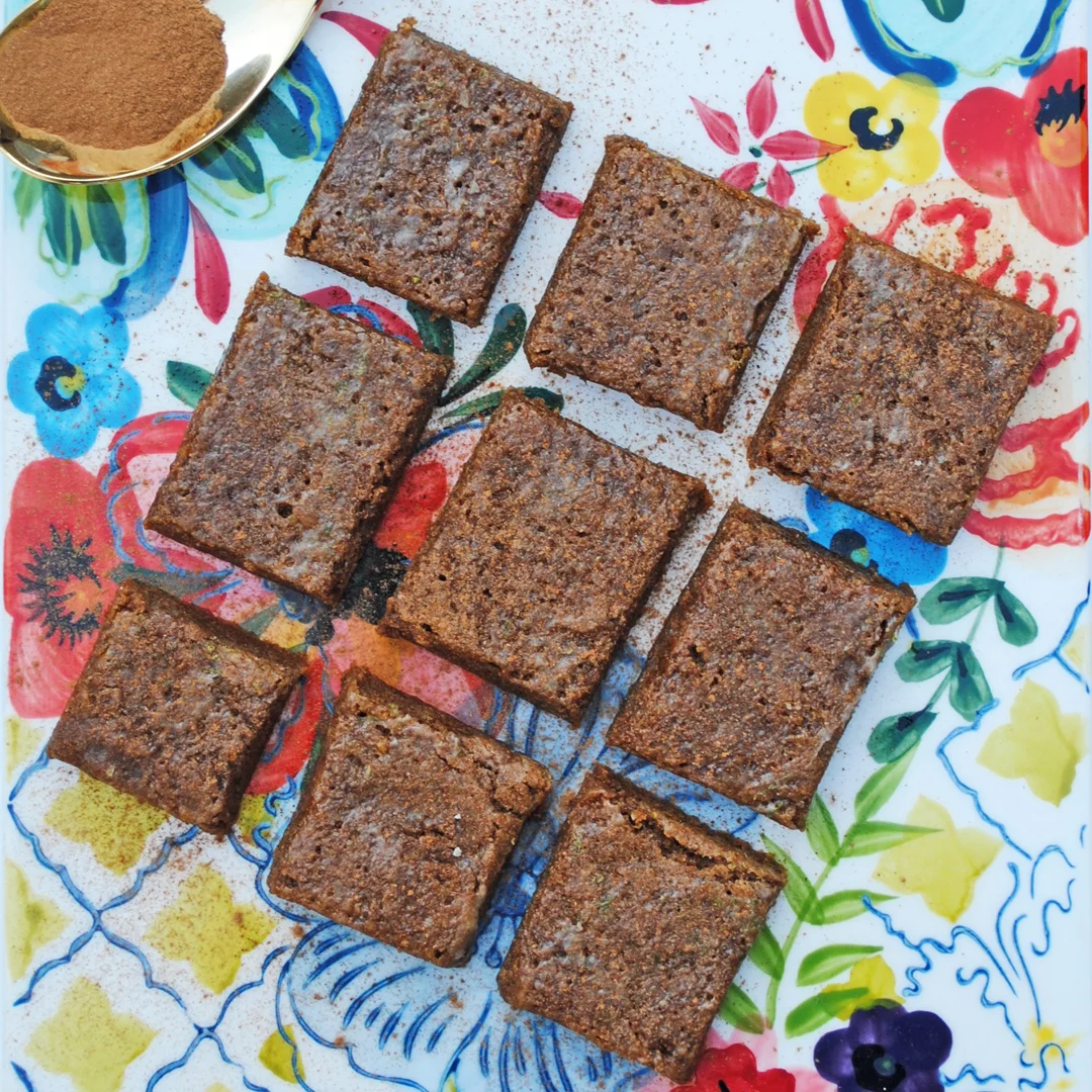 Sinfully Sweet Cinnamon Squares 