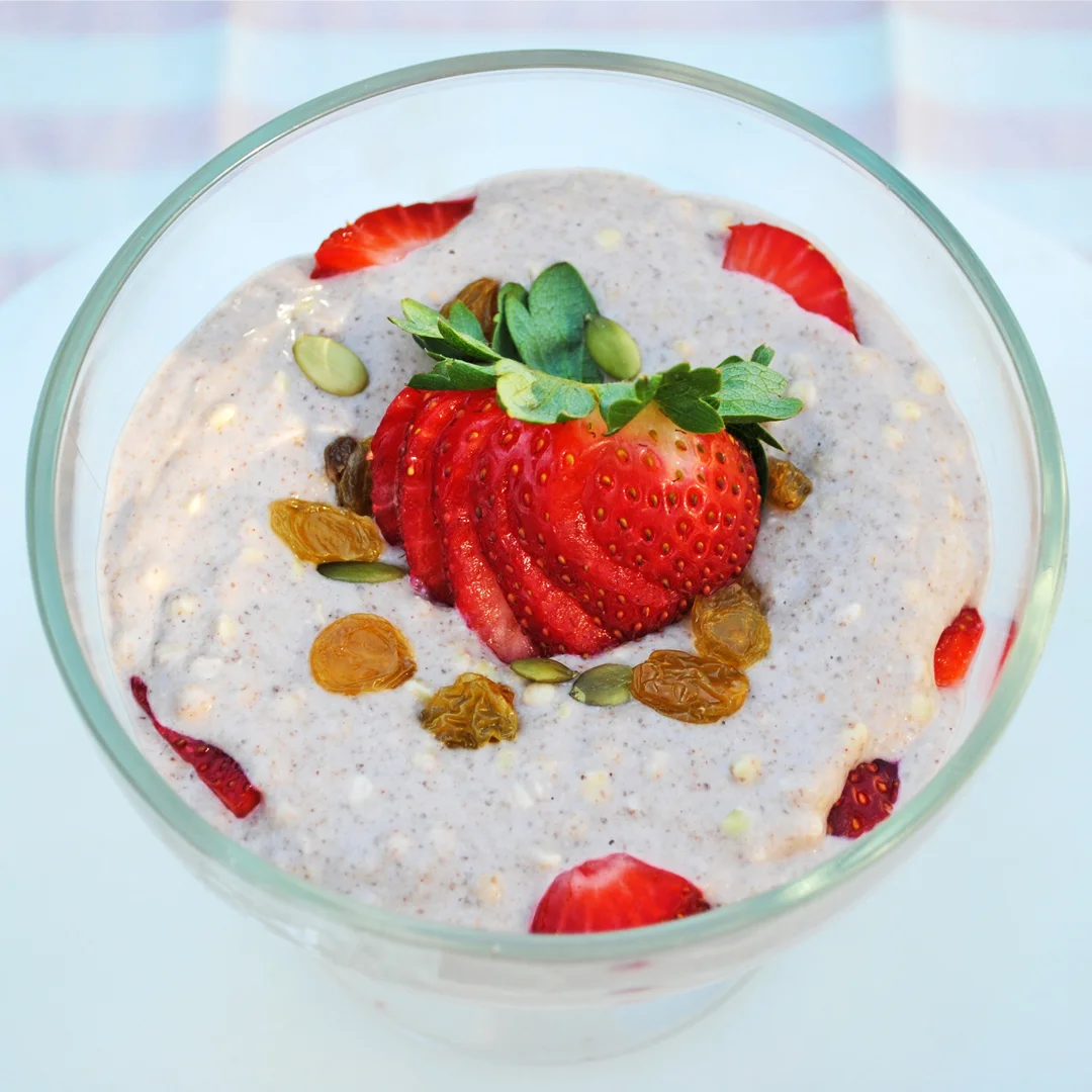 Strawberry Buckwheat Porridge 