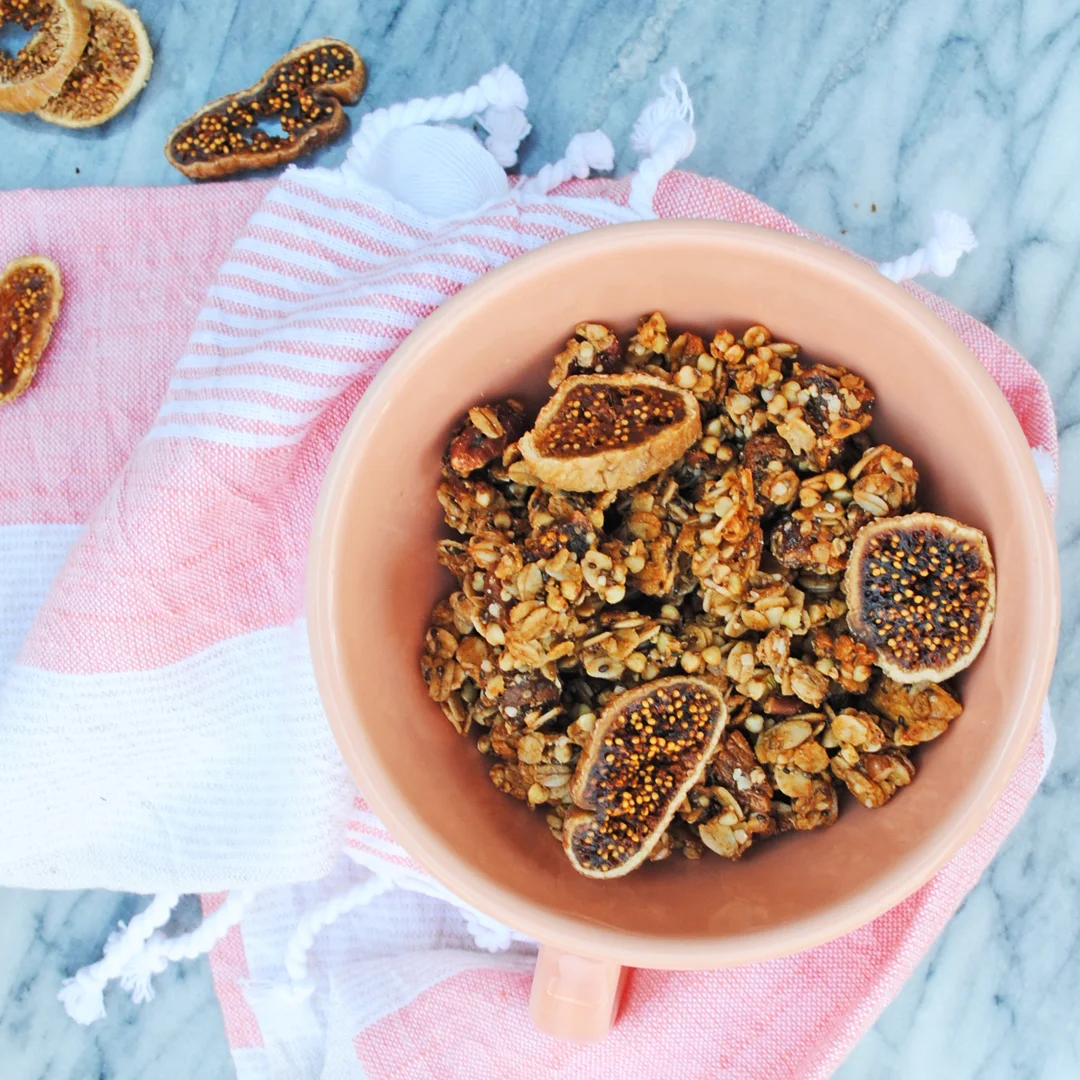 Crunchy Fig Granola