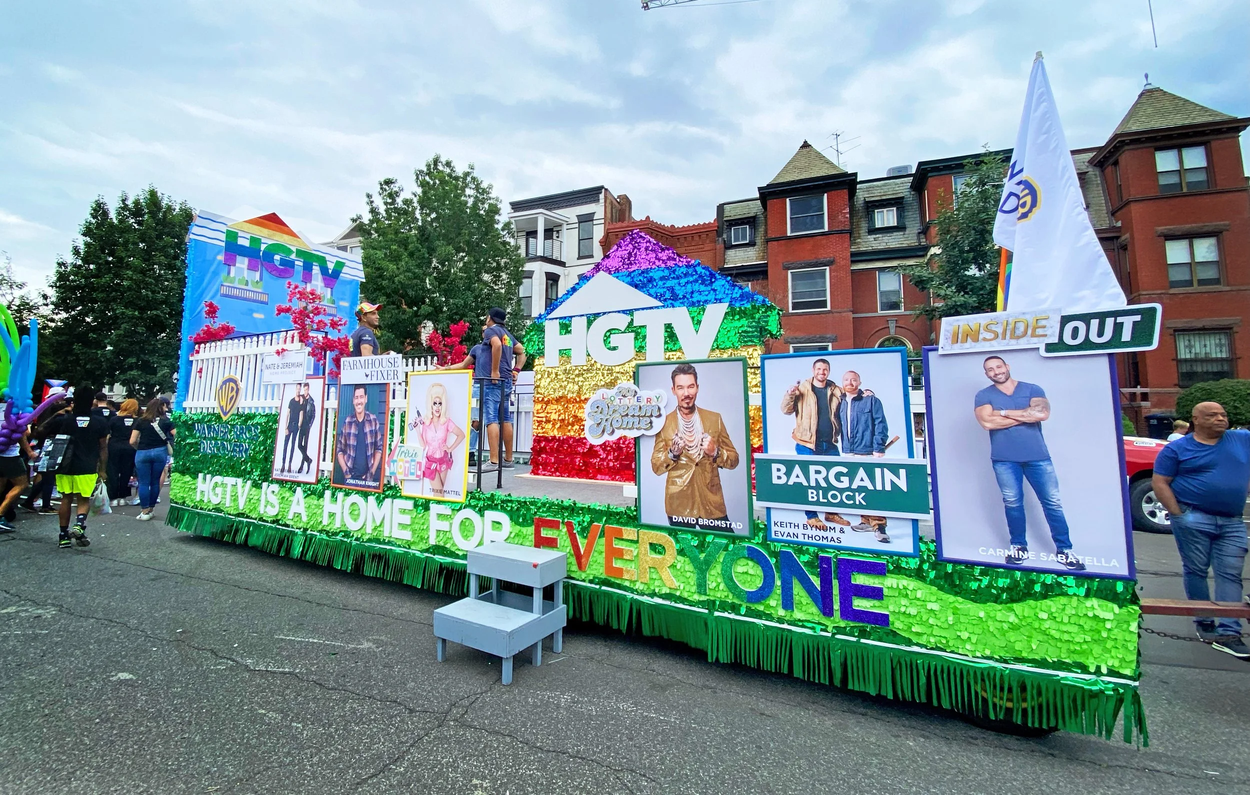 Final HGTV Float at Capital Pride