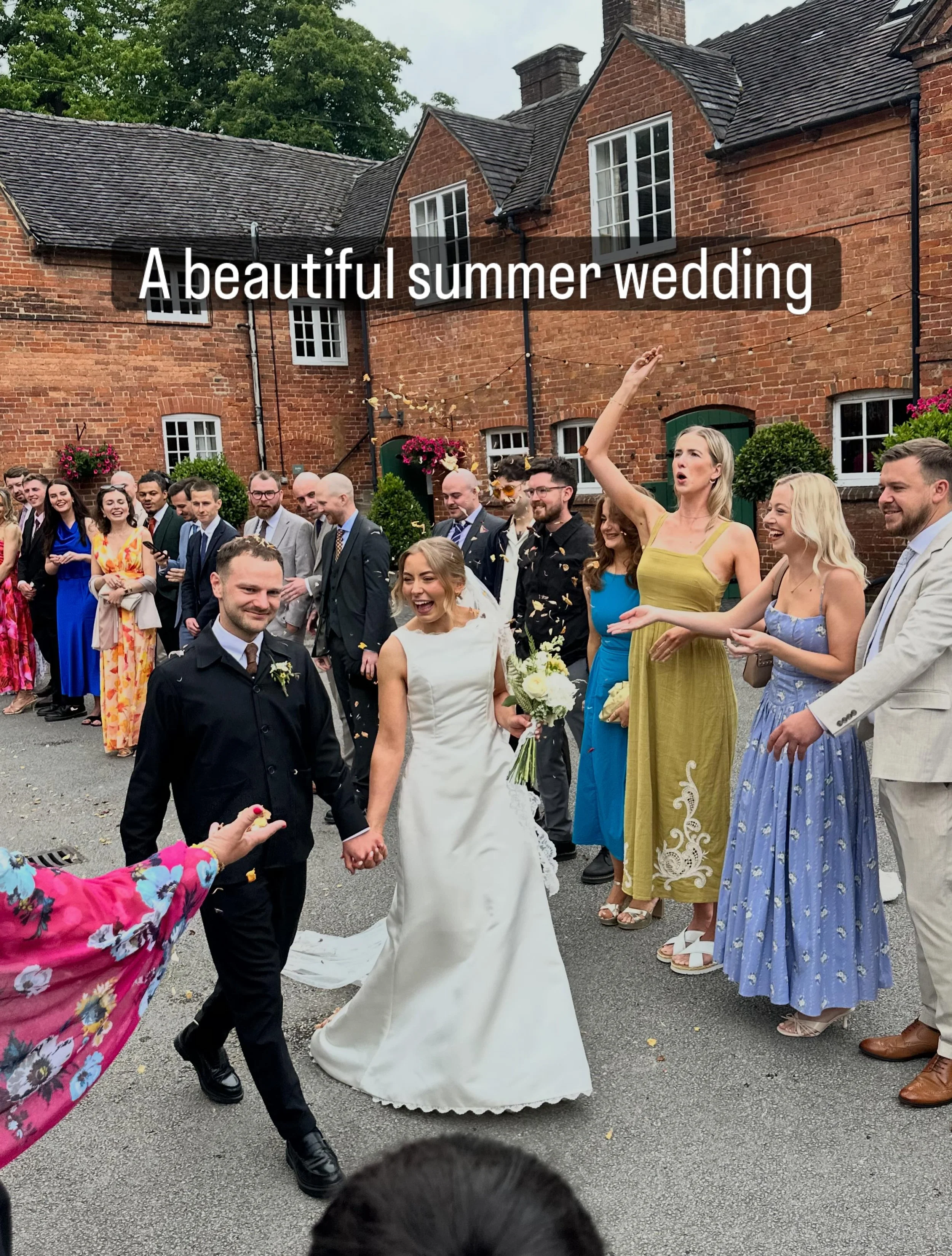From morning preparations to dancing long after dark ✨

We loved hosting this beautiful summer wedding and seeing the gardens at their very best.

Congratulations to our wonderful couple, Amber and George 🤍

If you&rsquo;re looking for an elegant co