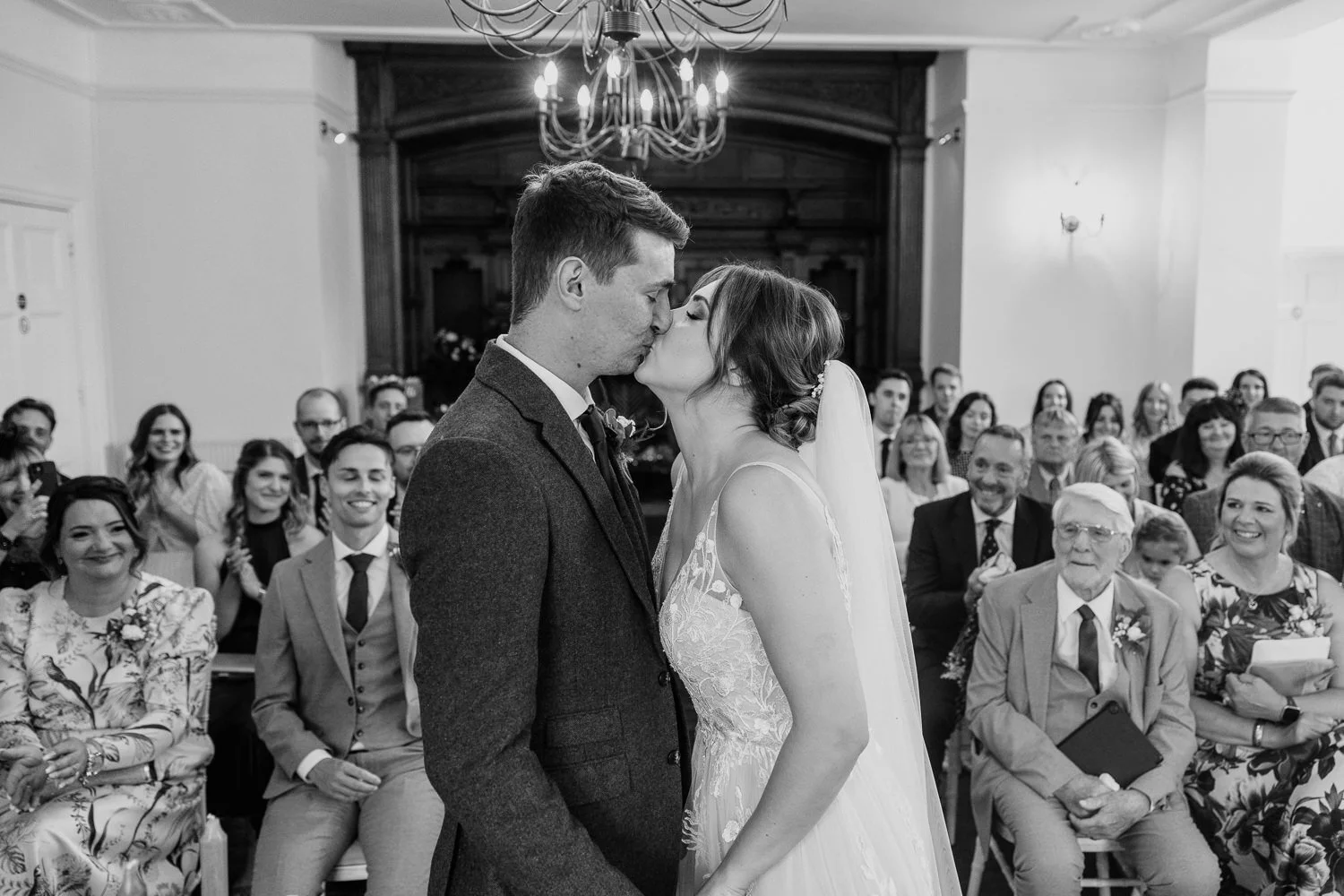 Yeldersley+Hall+Wedding+Photography+-22.jpg