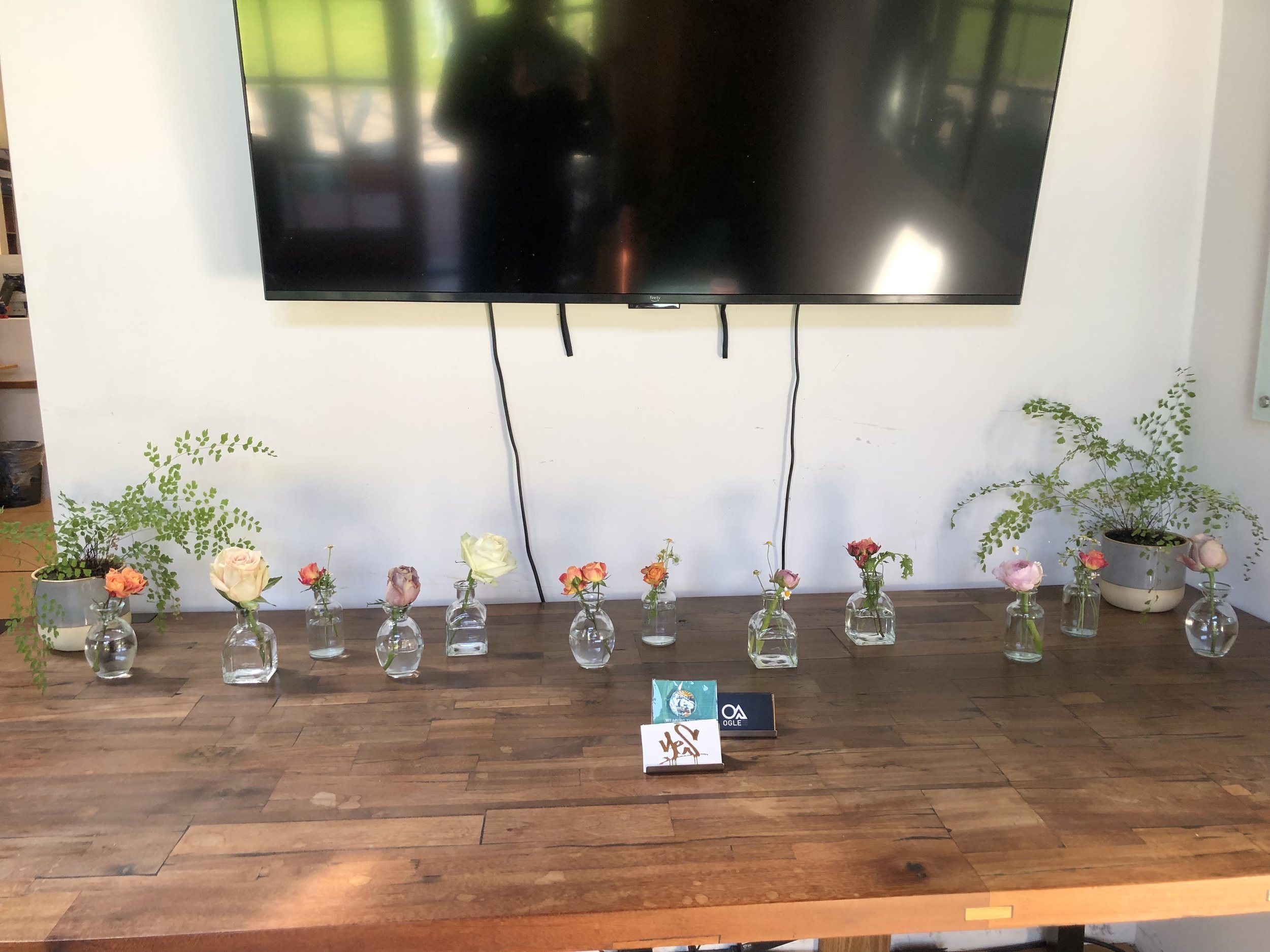 Mini take-home arrangements for Ogil Architecture Design Studio's Spring Showcase Party