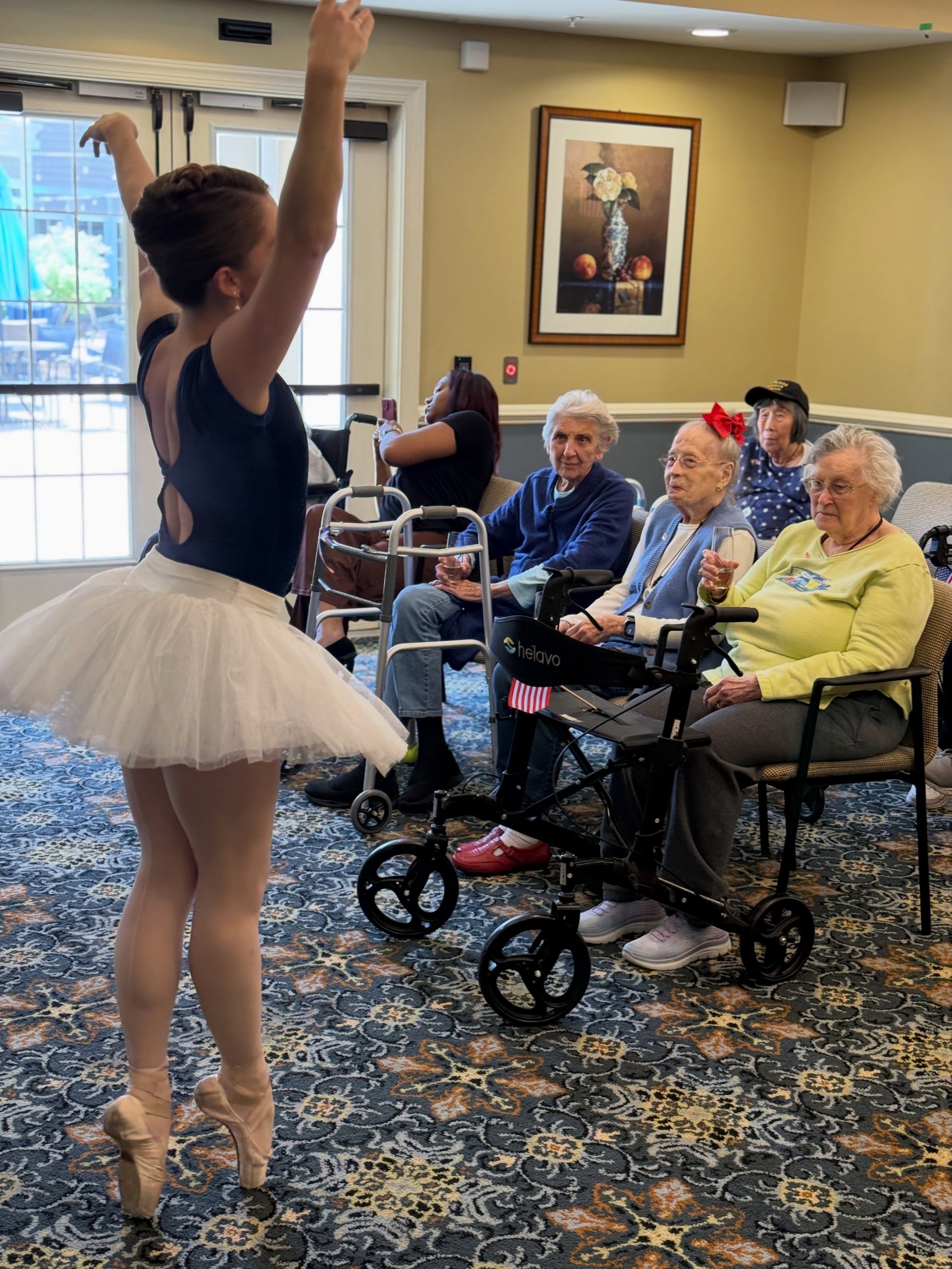 Last Friday, we had the honor of celebrating military spouses at @brightviewseniorliving, Severna Park with a patriotic performance filled with music, dancing, and connection.

@brennalynn33 had the residents up dancing, champagne was served, and the