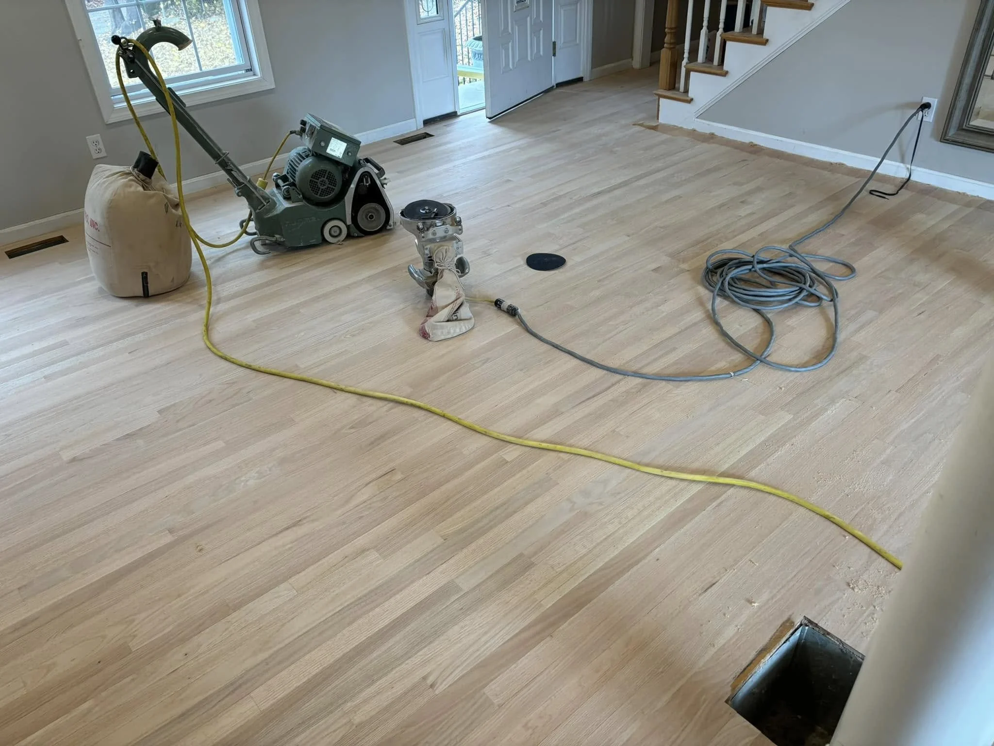 Dustless Sanding