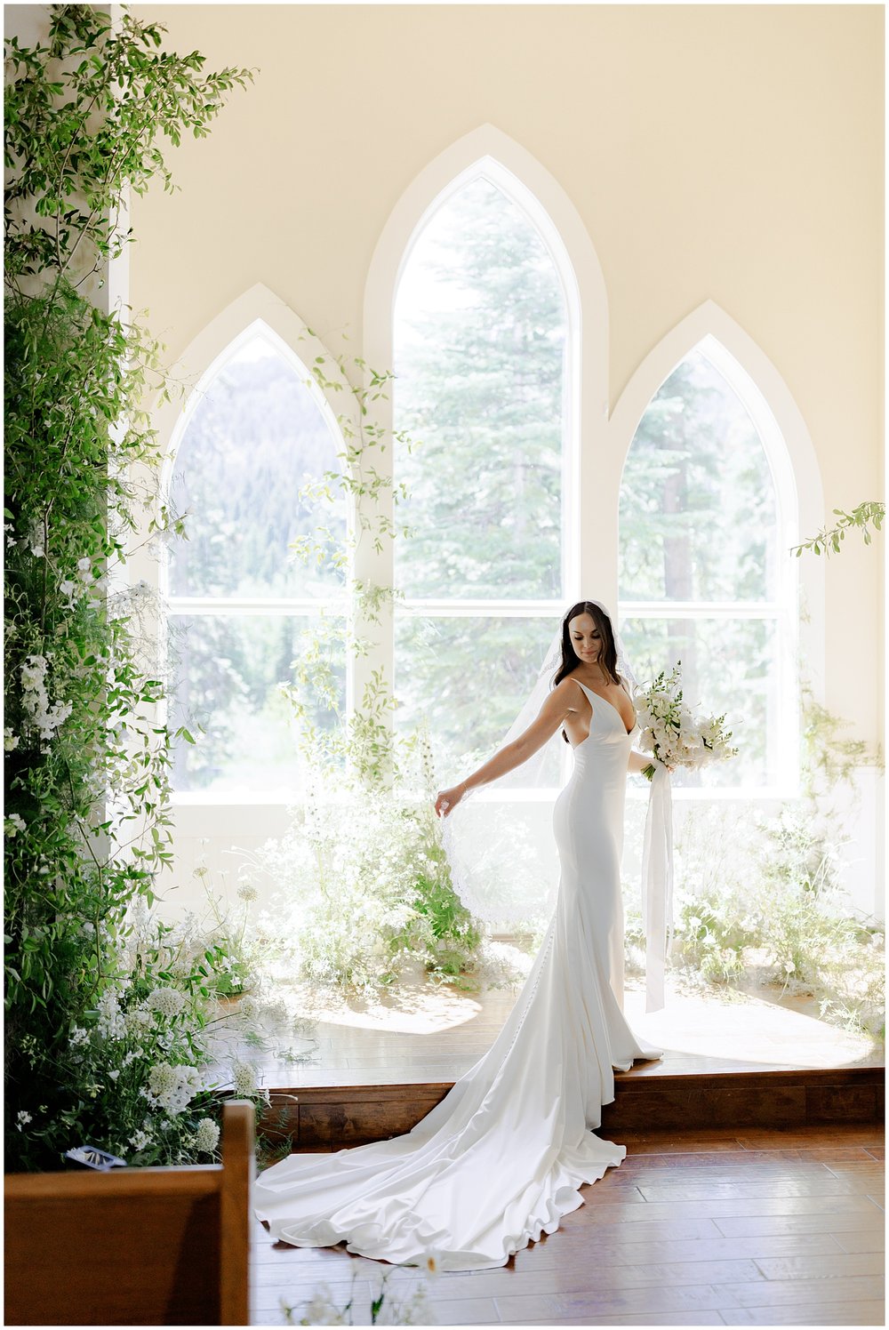 Floral Covered Tamarack Wedding | Ivory & Sage Events_6624.jpg