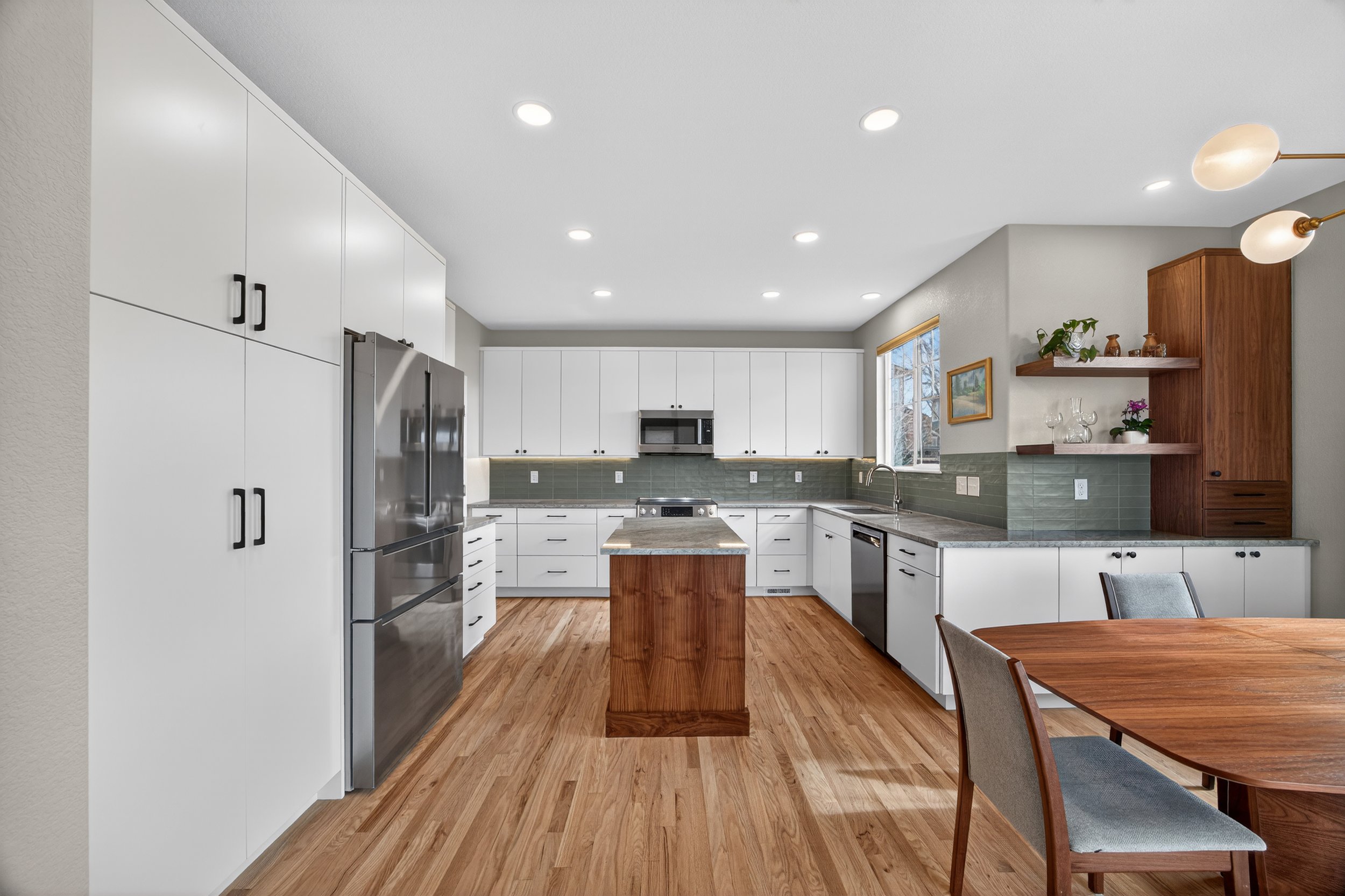 016JohnsonCreative0006 (1).jpg