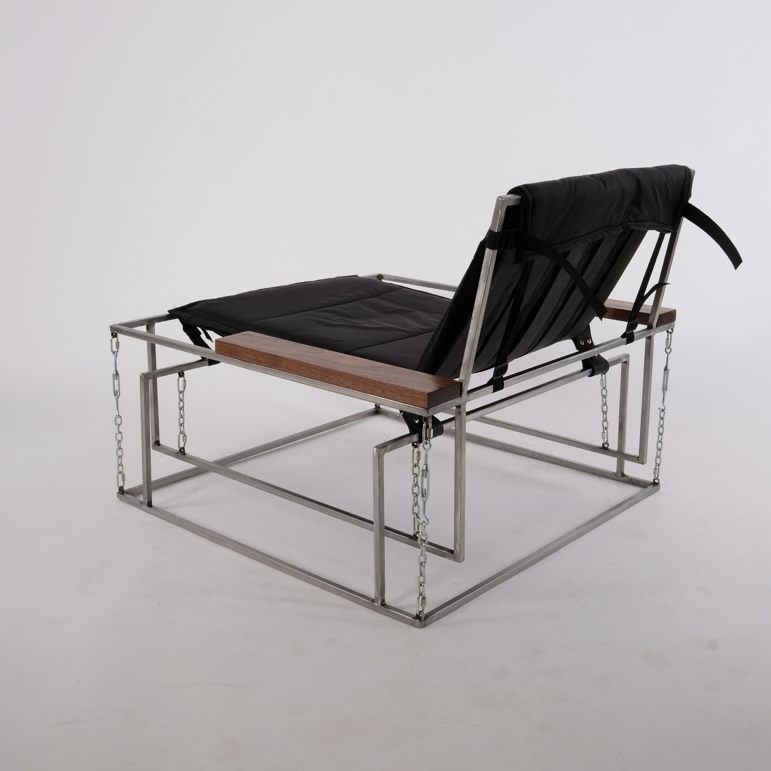 LC04 Rear Aspect 2 sq.jpg