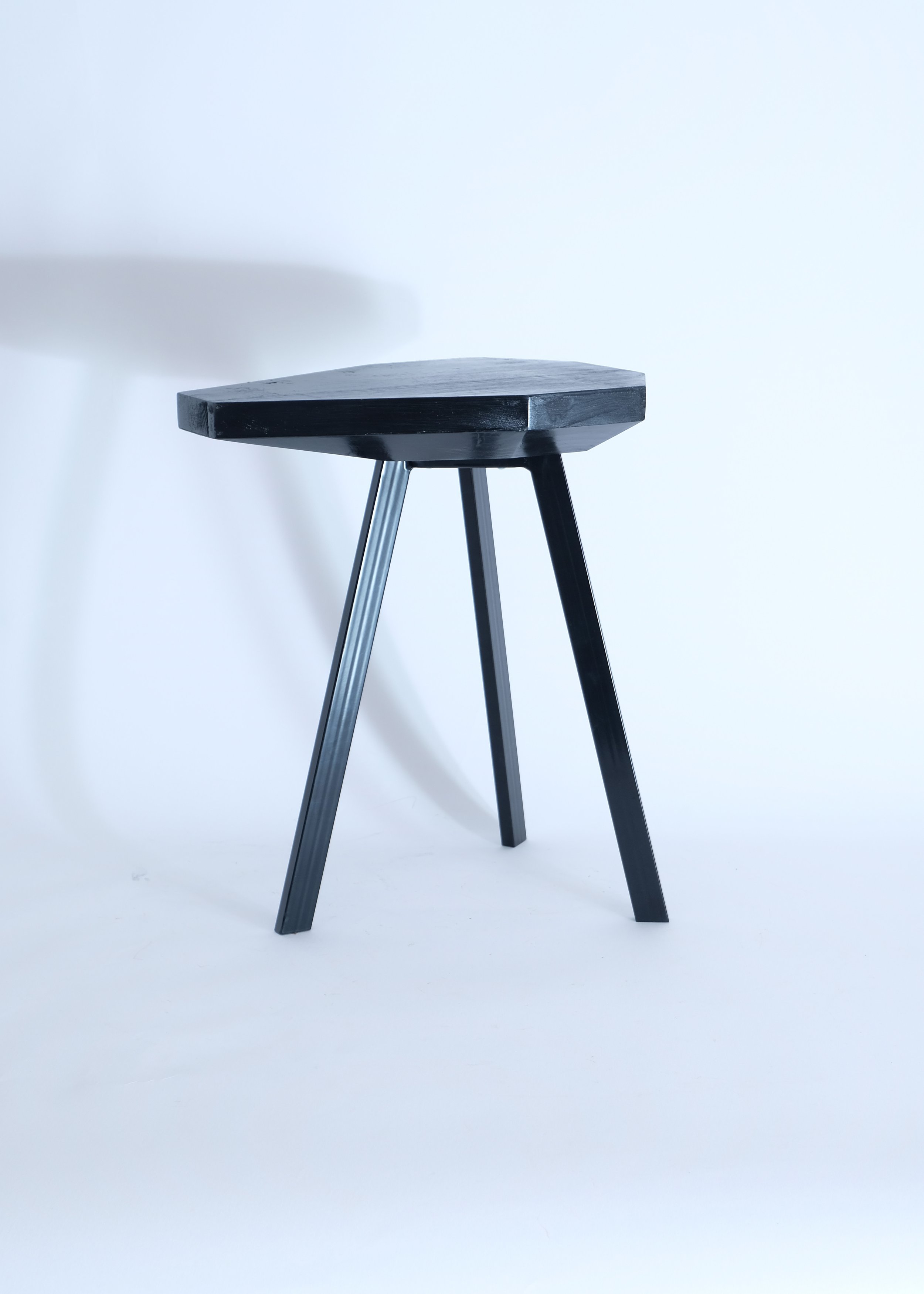 ST03 Side Aspect 1.jpg