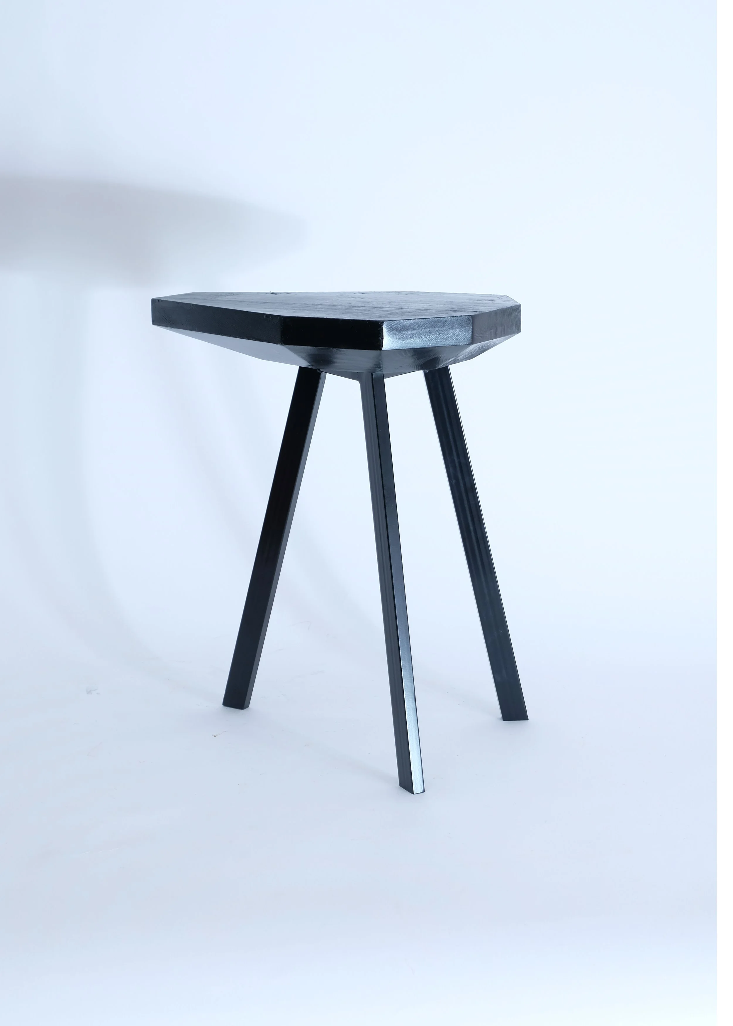 ST03 Rear Aspect 1.jpg