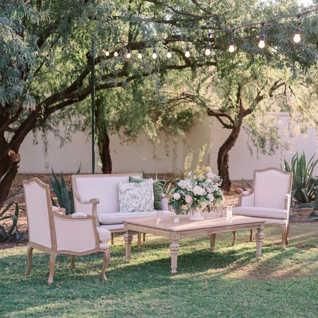 Garden party vibes 🌿 Complete with our Emily Loveseat and Abby Coffee Table
&bull;
Venue: @elchorroweddings
Planner: @revelweddingcompany
Florist: @luxflorist
Photo: @maryclaire_photography
Rentals: @primdesigncompany @nuagedesignsinc
&bull;
#primde