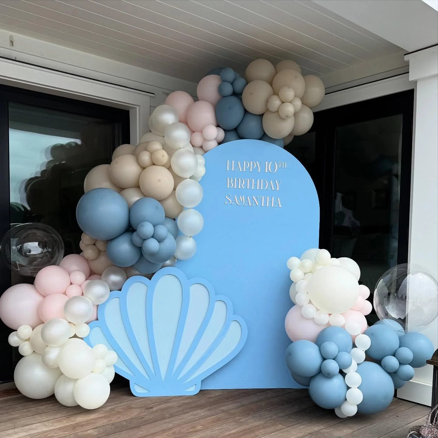 She sells seashells by the seashore.  We’re here for this birthday celebration with seashell and pearl details. #fotovibe #shellebrate #10thbirthdaycelebration #balloondecoration #balloonbackdrop