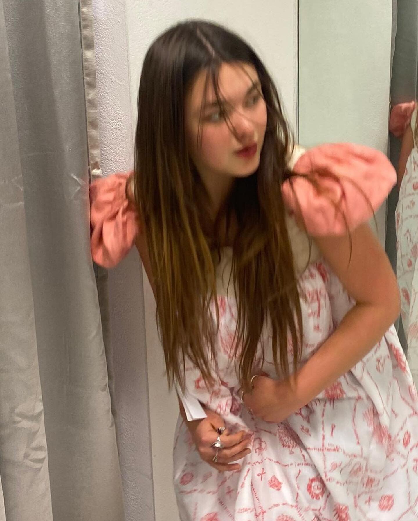 Reminder rabbit rail is still in the iconic pop up store in Mayfair! 🐇 SS23 is available to purchase irl and via dm while we wait for the web update 🕸

14-15 Conduit street 

Cute pics from @mayonnaisydaisy in the Molly Dress