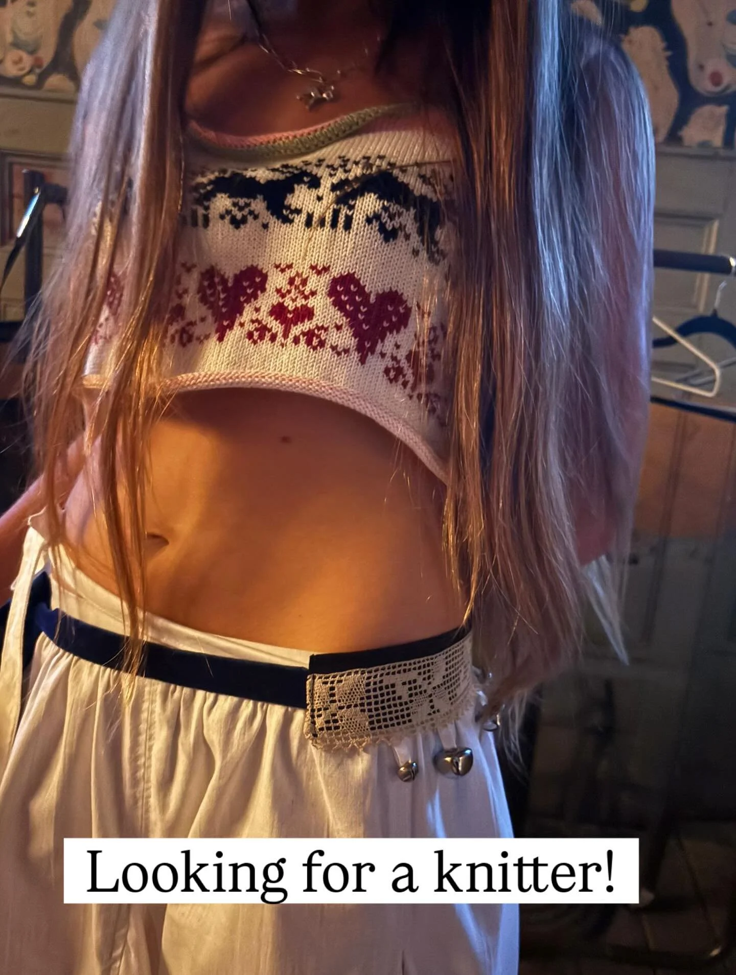 URGENTLY LOOKING FOR A KNITTER 🐇

I have had some difficulties with production for our lovely @store_somer oversized jumper and now requiring a skilled DOMESTIC (not hand) KNITTER! With their own standard gauge machine to knit remote an order 🧦

🧶