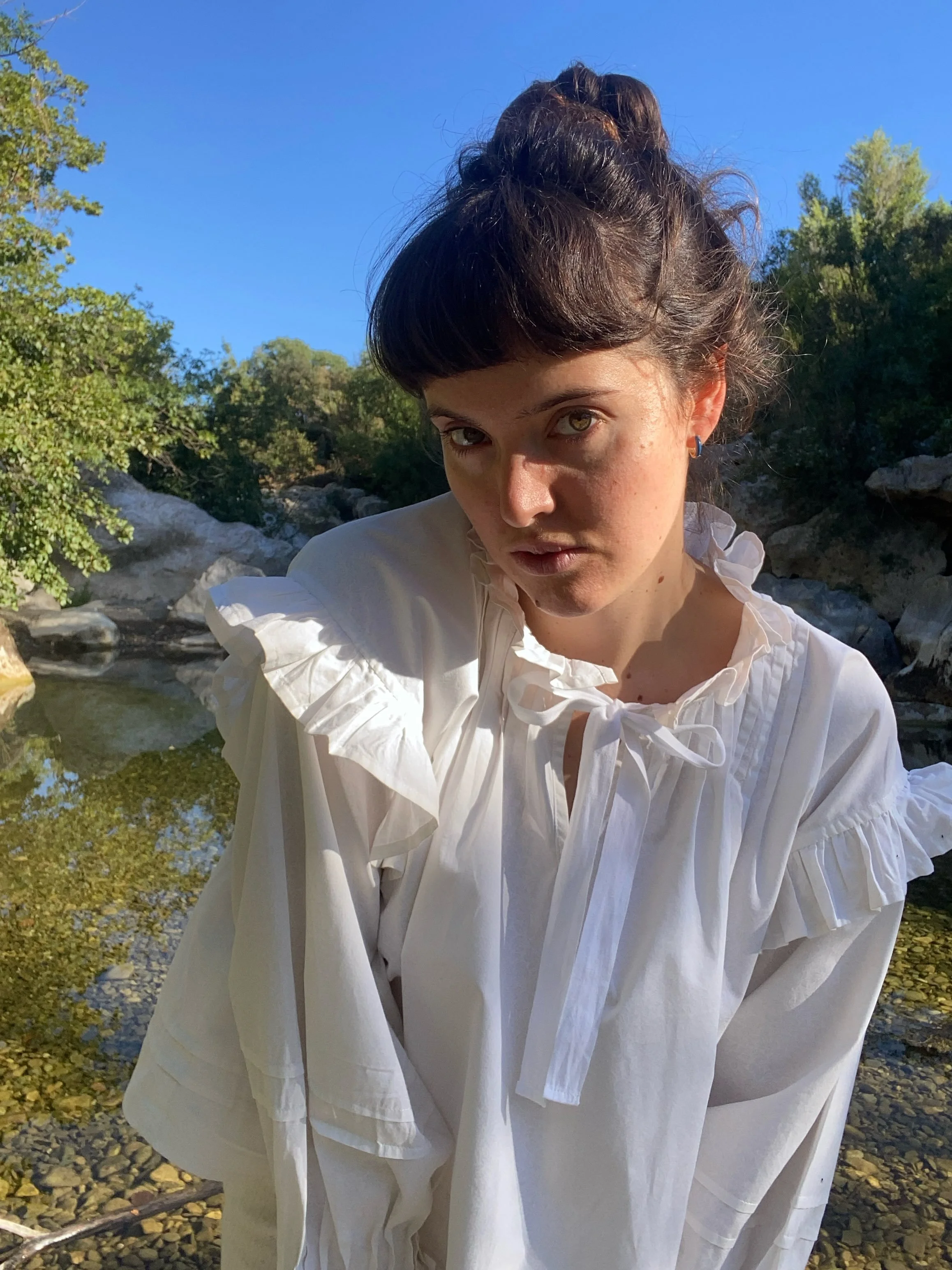 &hearts;️💋 barter economy !

Done some incredible swaps this summer &amp; thought I would share the amazing artists I&rsquo;ve been bartering with 🐇

Exceptionally made pintuck extraordinary shirt @daffodilandleek 

Paintings that transport you to 