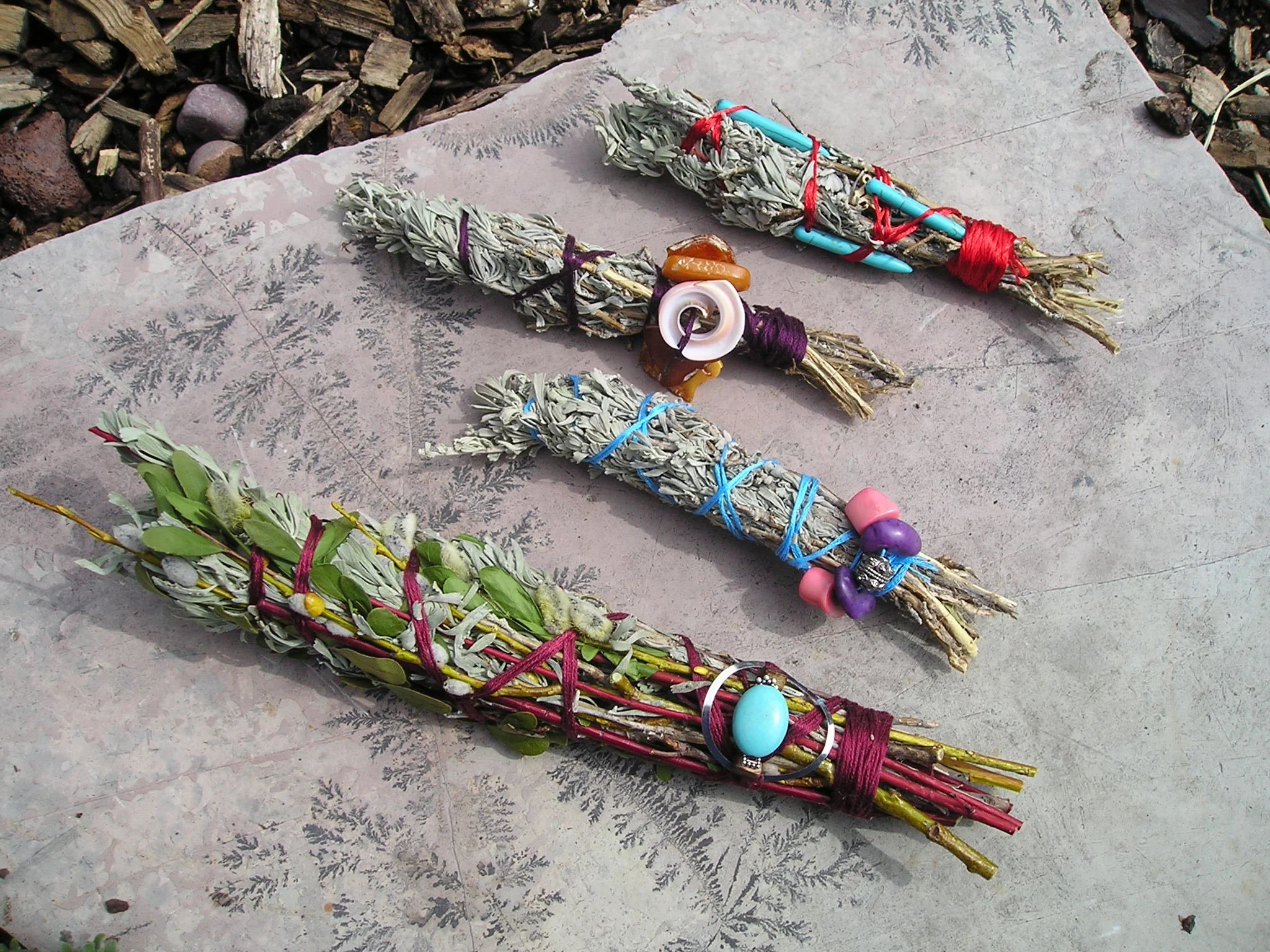 Decorative plant bundles