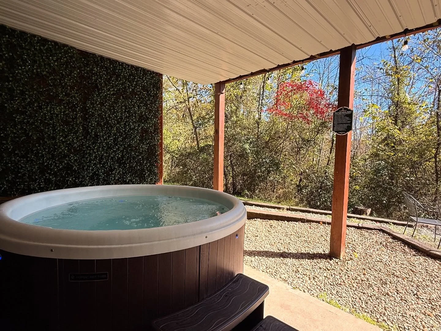 Relax and recharge at one of our gorgeous cabins 🌿 All our hot tubs are under cover so you can enjoy them rain or shine ✨