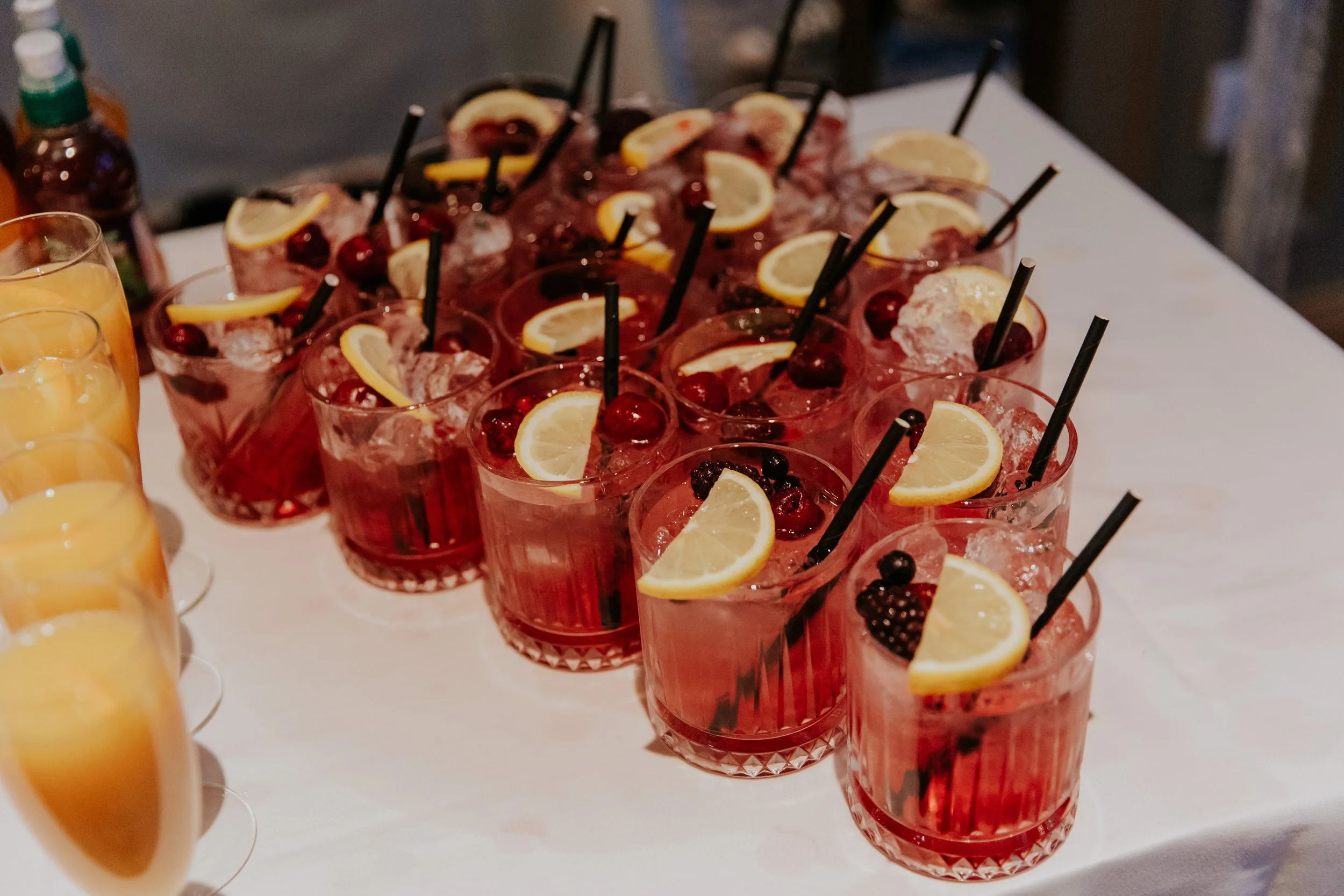 Pre-ceremony cocktails for your luxury wedding