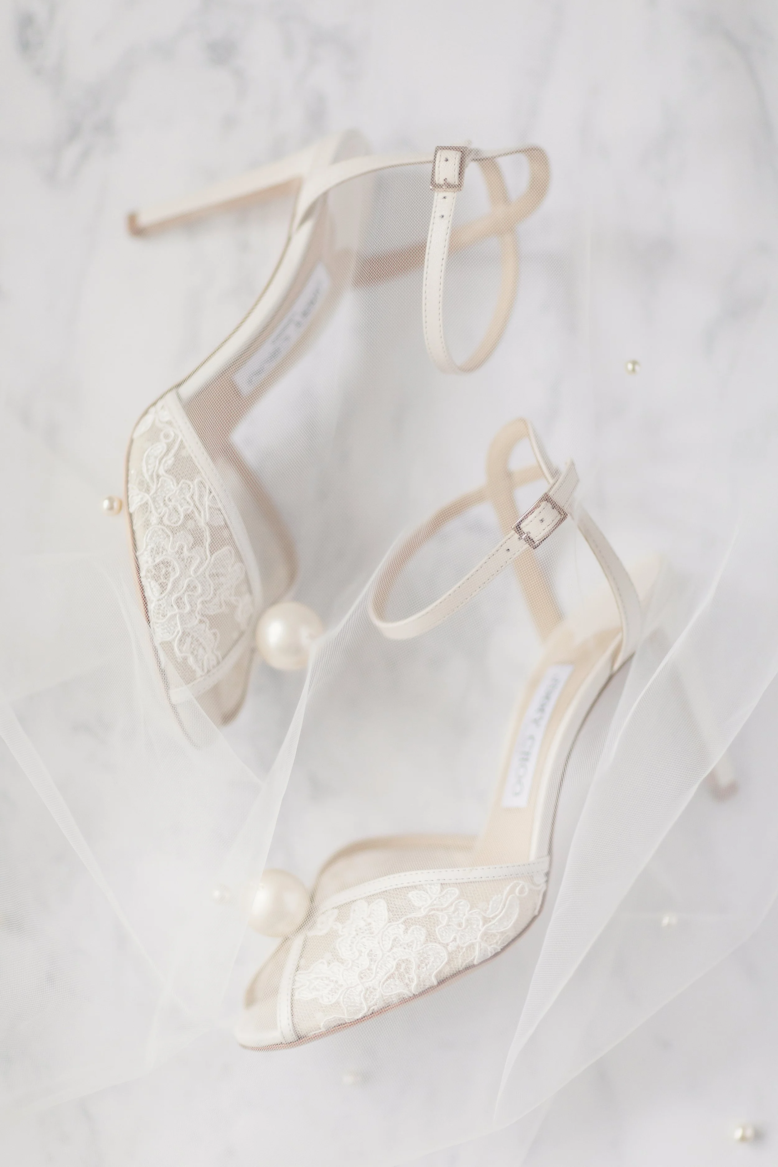 Pearls are a top wedding styling trend for your luxury wedding