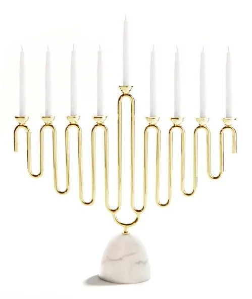 Anna Coluna Menorah.jpg