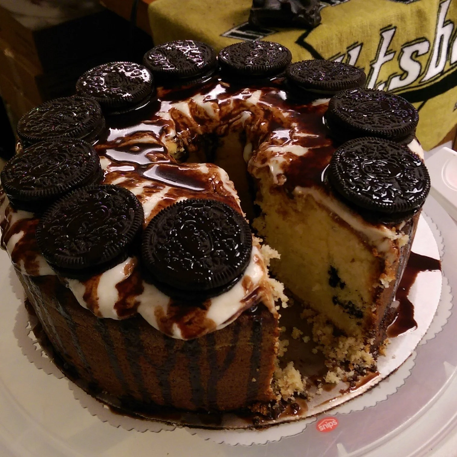 Oreo Pound Cake