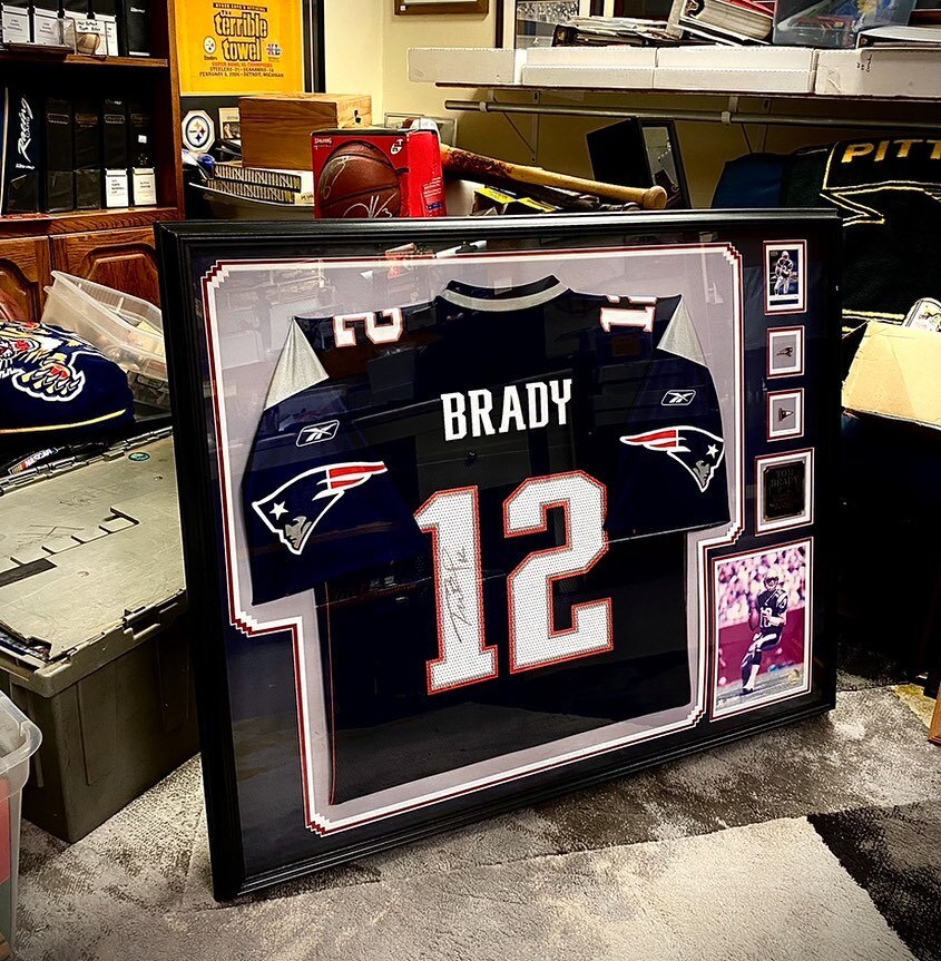 Tom Brady, JSA authenticated signed/framed jersey! 🔥
-
Just got in shop, stop by and check it out 🙏🏽