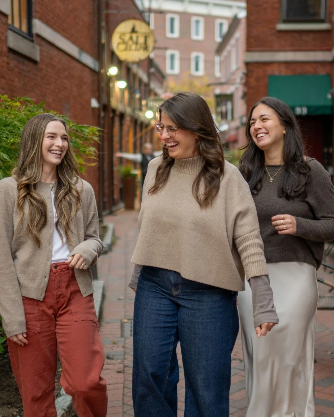 Cheers to 2026! 🥂✨

Here's to a successful year ahead for all our amazing clients and partners!

Happy New Year from Correnti Marketing!