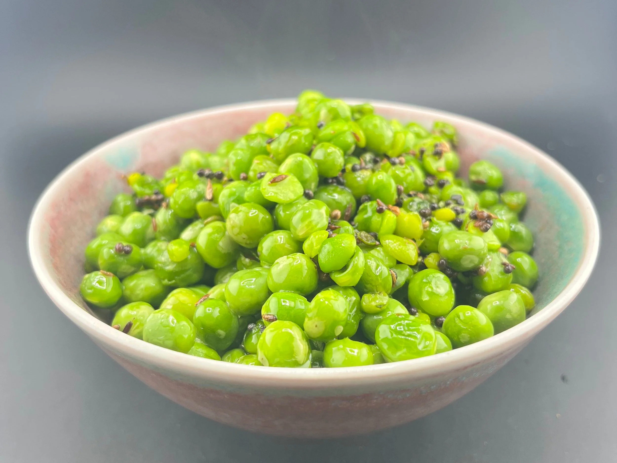 Shell Peas with Popping Tadka
