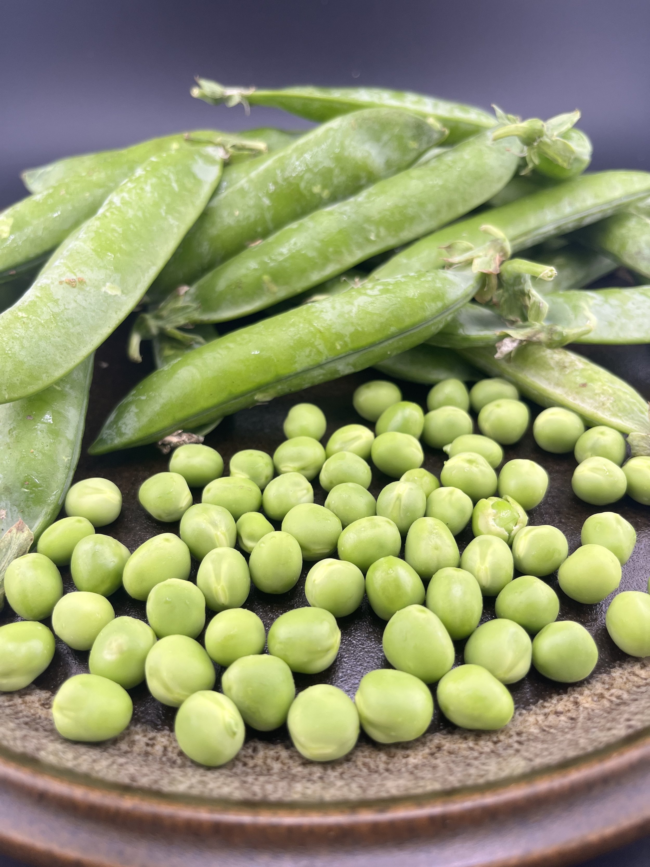 IMG_9750 shell peas.jpg