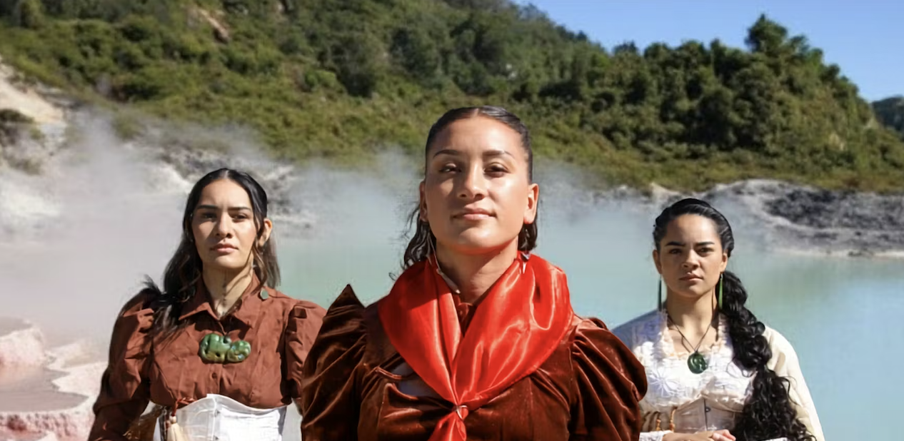 Te Hū o Tarawera Wānanga: Tērā te Auahi Theatre Production