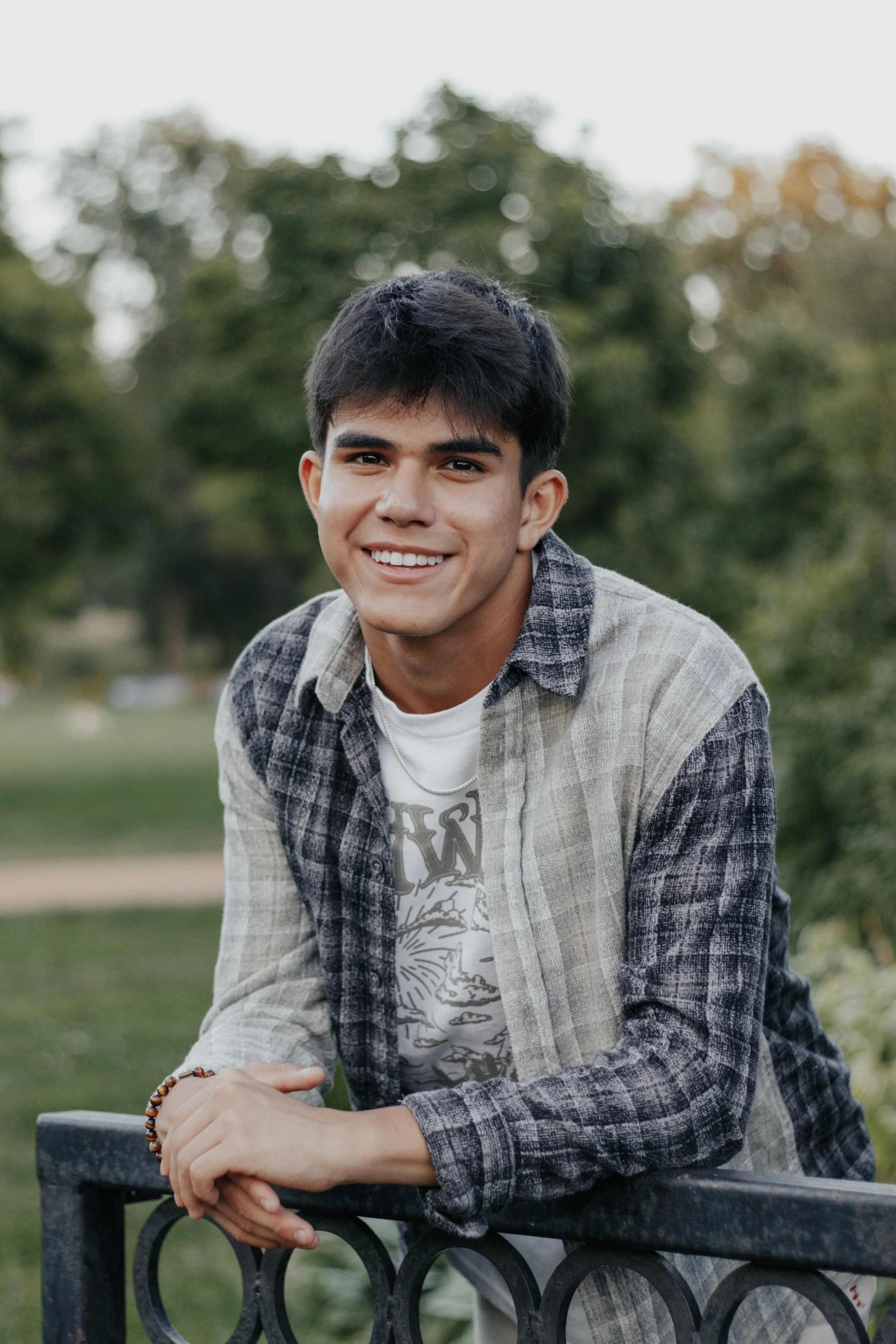 DANIEL SENIOR PHOTOS-04.jpg