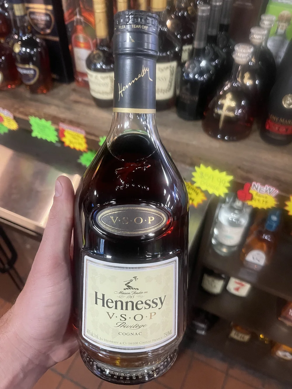 Hennessy VSOP 750ml — MAGNUM'S Discount LIQUOR'S