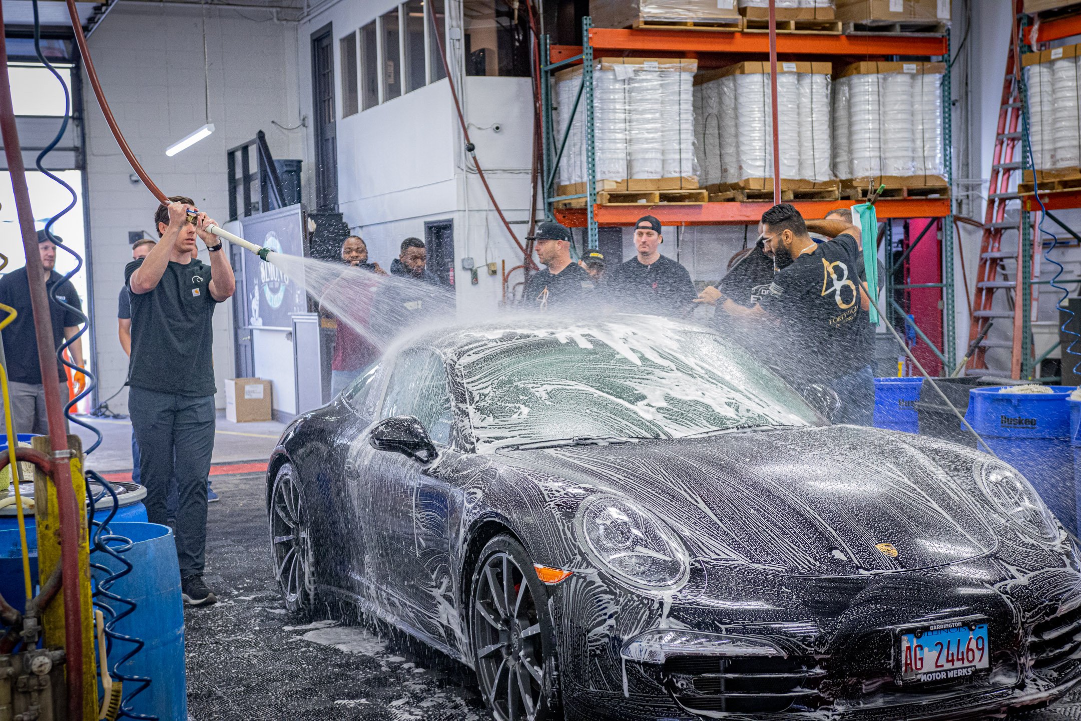 Detailing-Class-Washing-Porsche-Event-Photography-Victor-Espeland.jpg