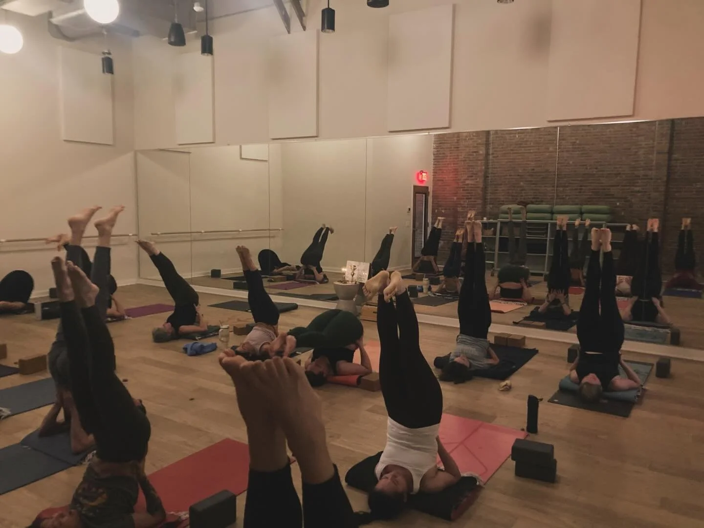 A very precious day in this wonderful life ❤️🌸✨

13 people in the Jivamukti class this morning (if you know the @groundflooryoga journey, you know that&rsquo;s amazing) and I could really hear them chanting 🥹

All glory to God - Ram Ram ❤️