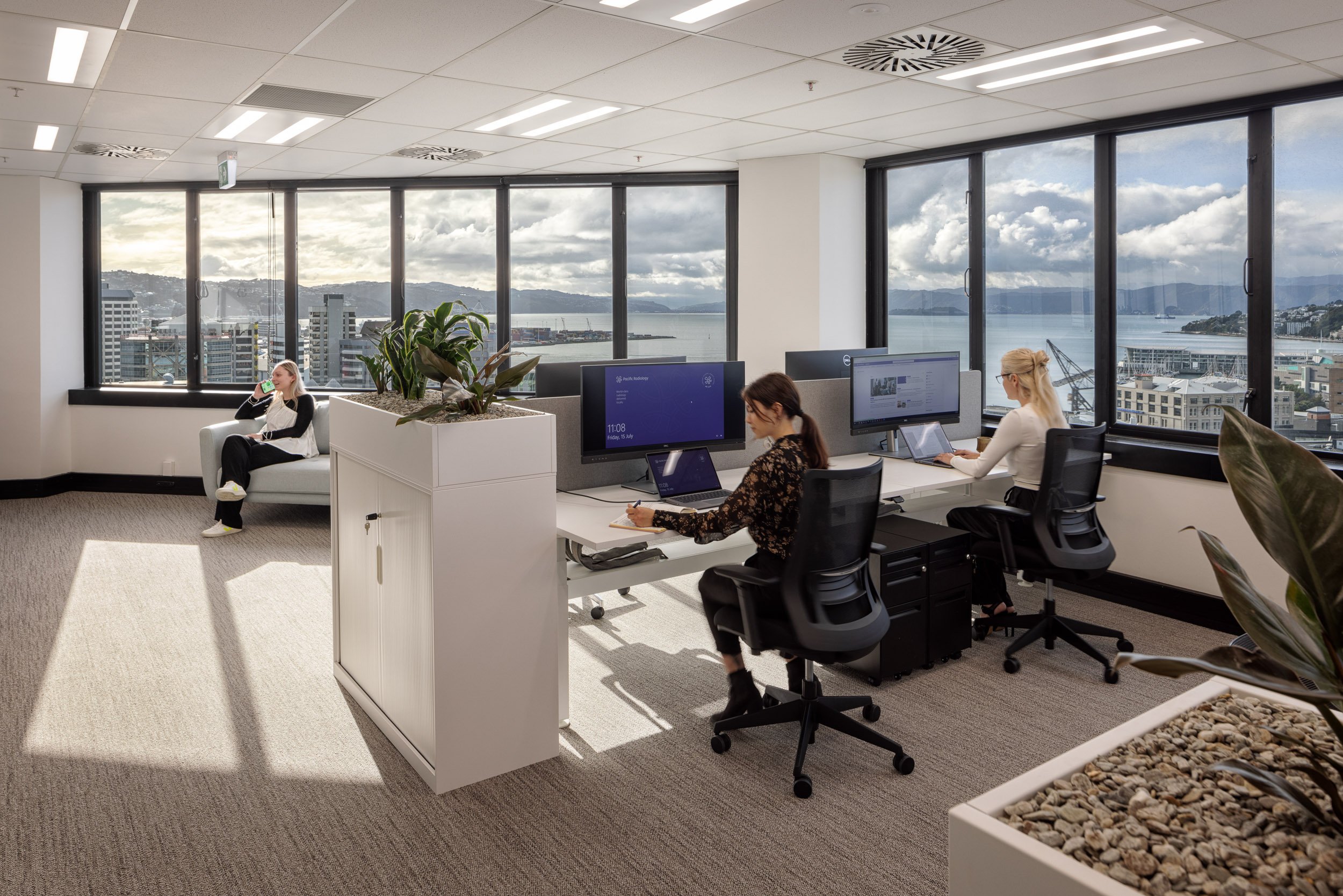 pacific-radiology-aspect-furniture-wellington-city-office-001.jpg
