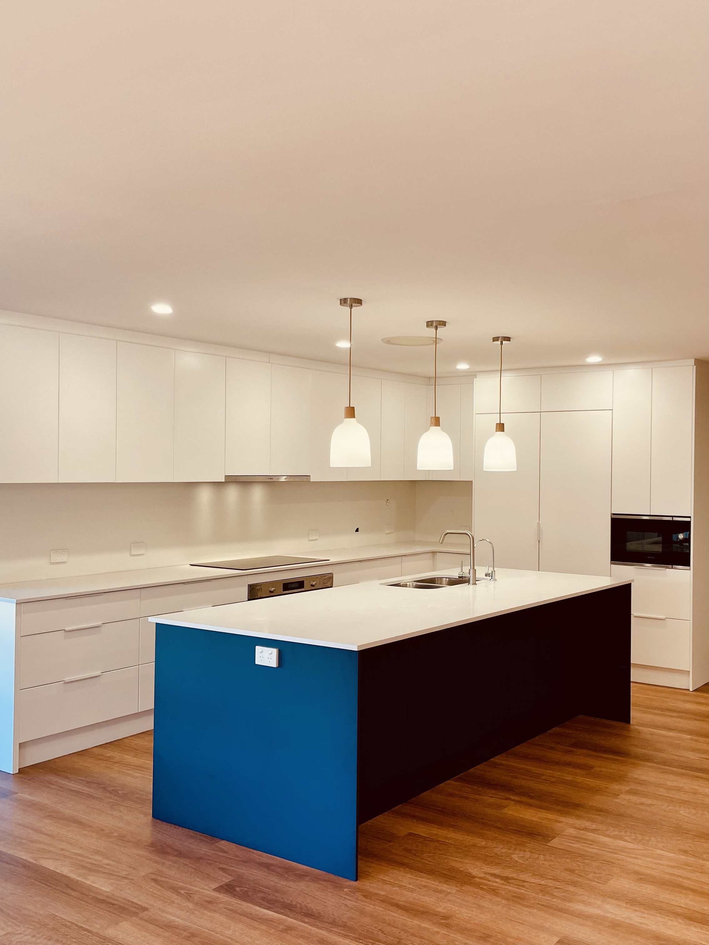 Custom kitchen design Logan
Small kitchen renovations Brisbane South
Affordable kitchen makeovers Logan
Bathroom-Specific Keywords
Bathroom renovations Logan
Luxury bathroom remodel Logan
Small bathroom renovations Brisbane South
Affordable bathroom