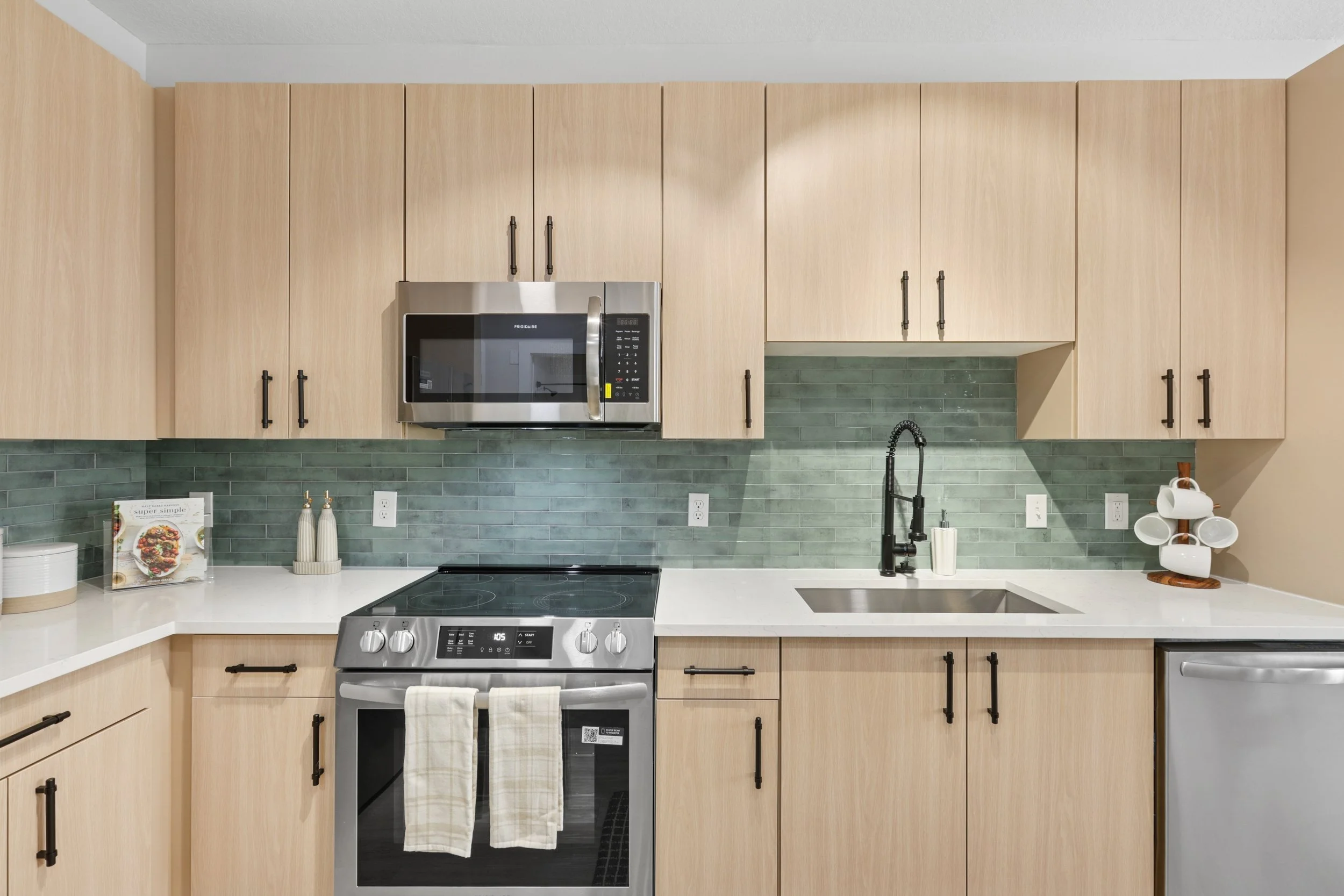 NoHo Flats Apartments, Tampa, FL-3.jpg